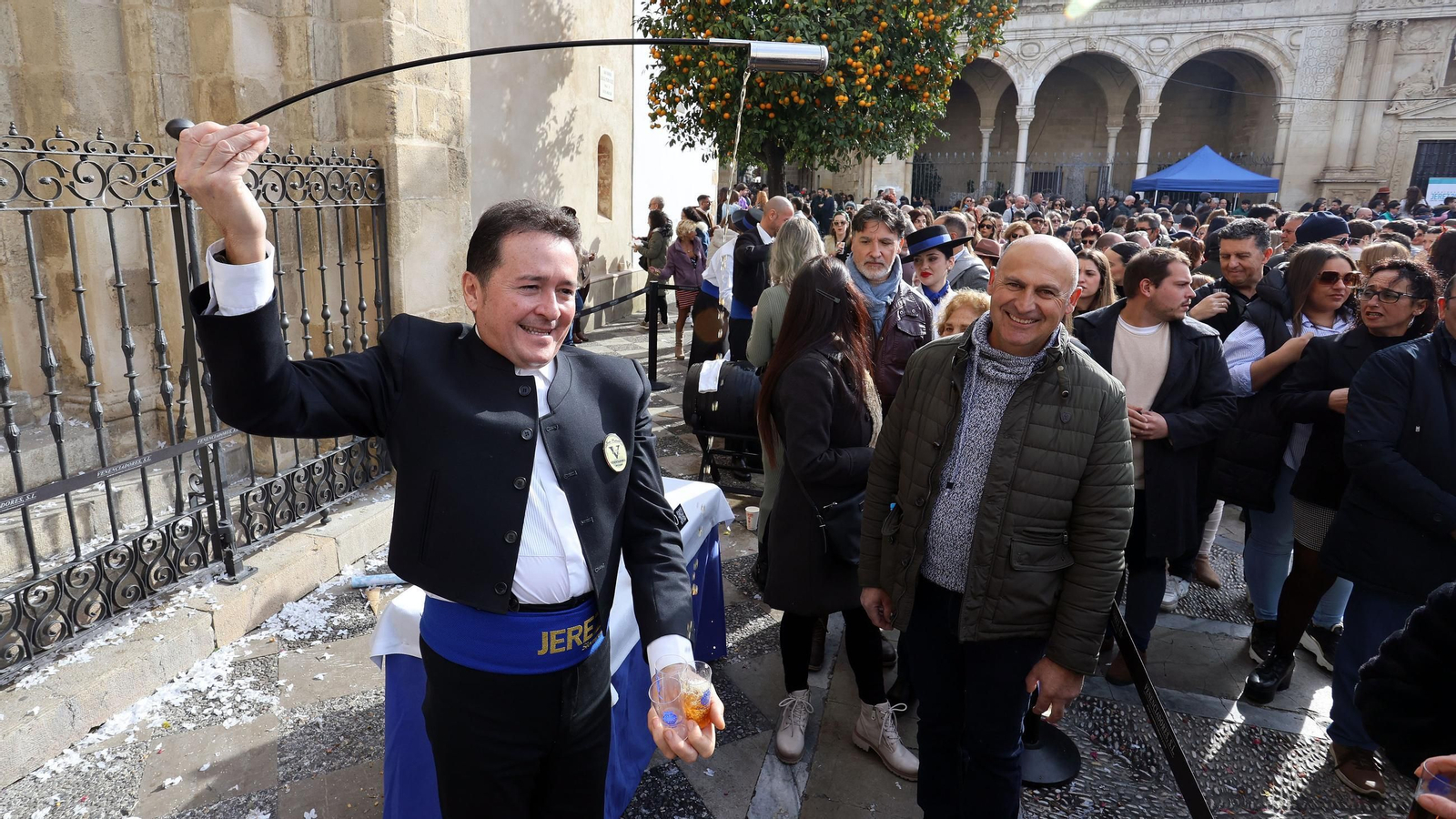 Imágenes de la zambomba BIC en Jerez