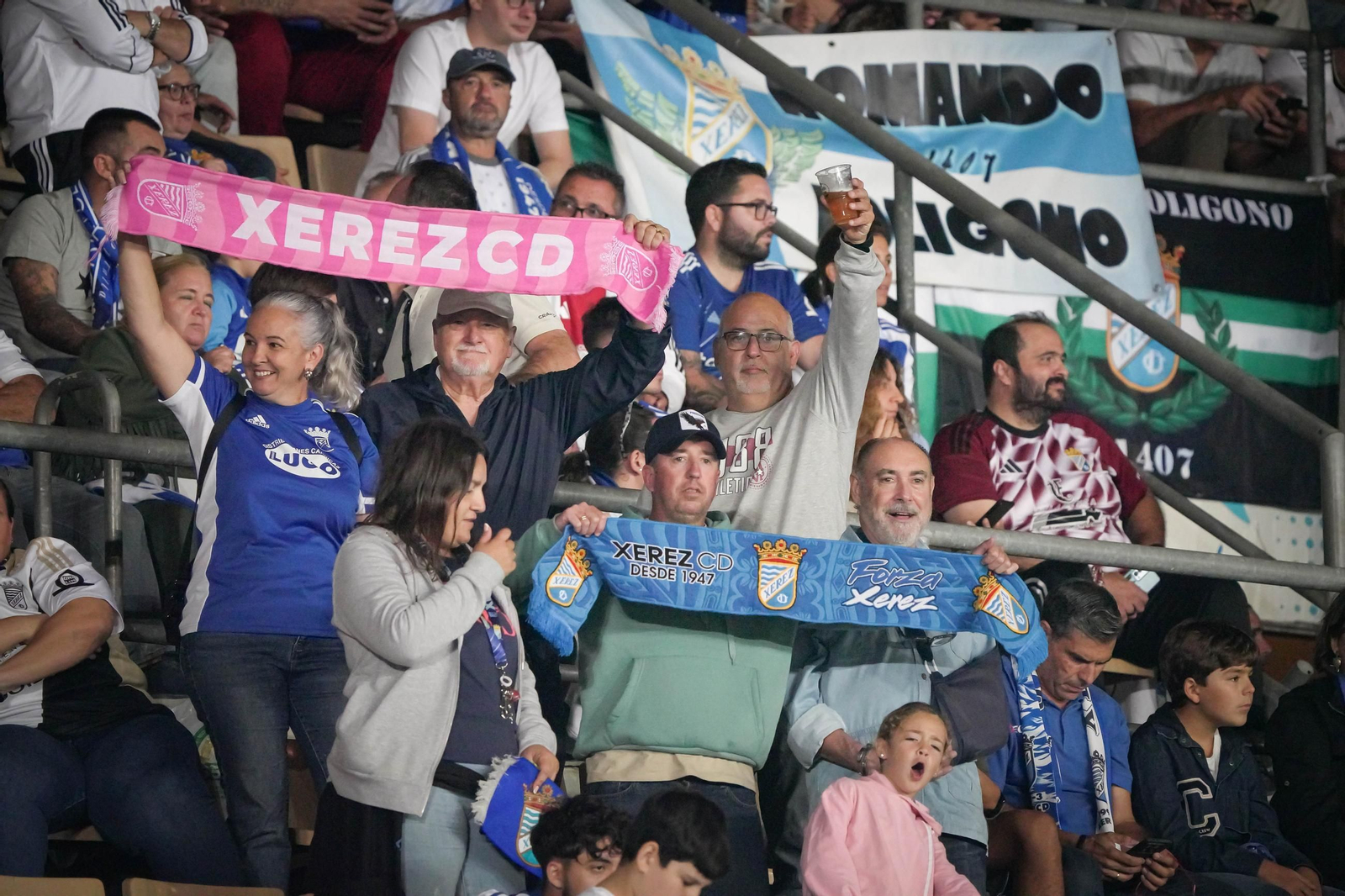 Búscate en el partido del Xerez CD - Minera