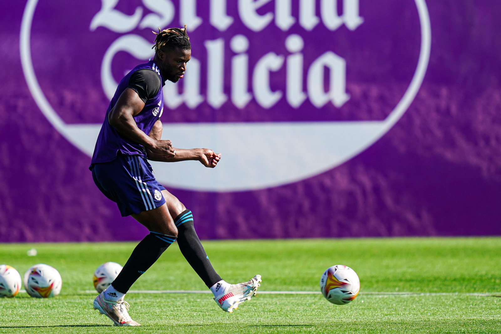 Sekou Gassama, en un entrenamiento con el Valladolid.