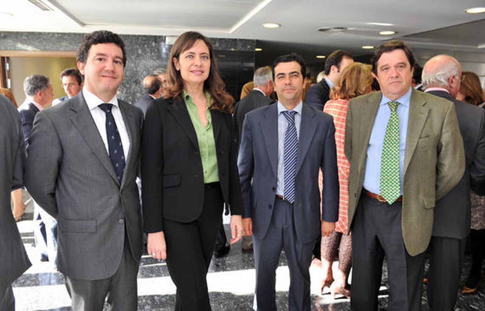 Ricardo Galán (Fundación Fidias-Ayesa), Ana Manzanares (Fundación Fidias-Ayesa), Agustín Muñoz (Caja de Ingenieros) y Miguel Morales (Caja de Ingenieros).

Foto: Juan Carlos Vázquez
