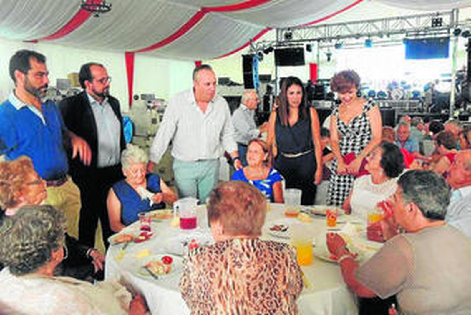 La cena de los mayores de la Feria de Guadiaro.