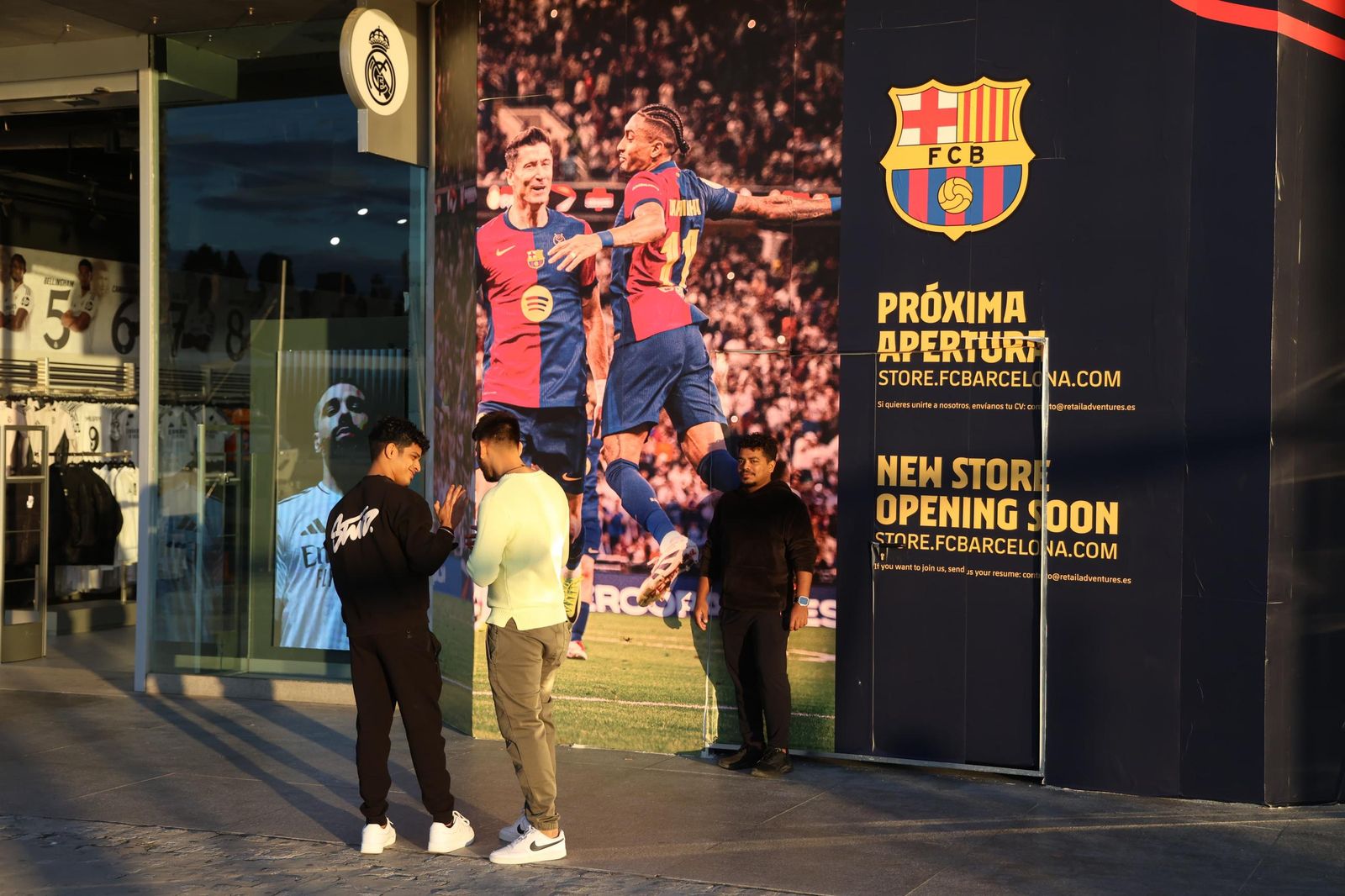 El FC Barcelona abrirá una tienda en Muelle Uno junto a la del Real Madrid