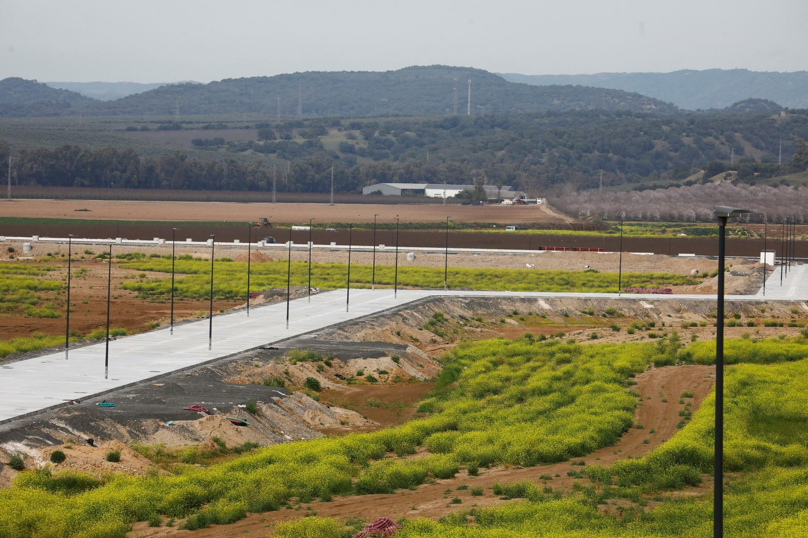 El avance de las obras de la Base Logística del Ejército de Tierra, en imágenes