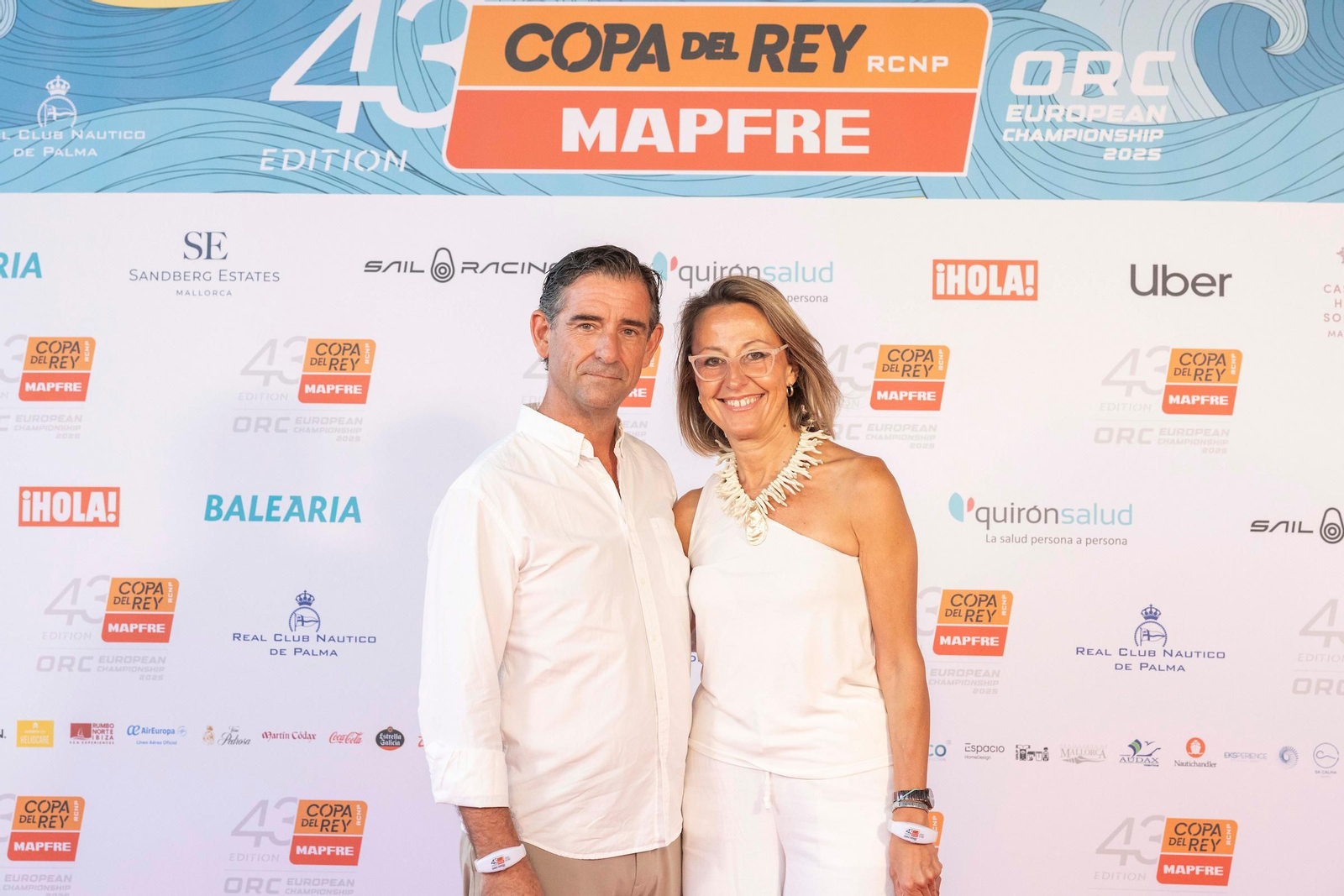 Búscate en el Cóctel de Blanco de la Copa del Rey Mapfre de vela