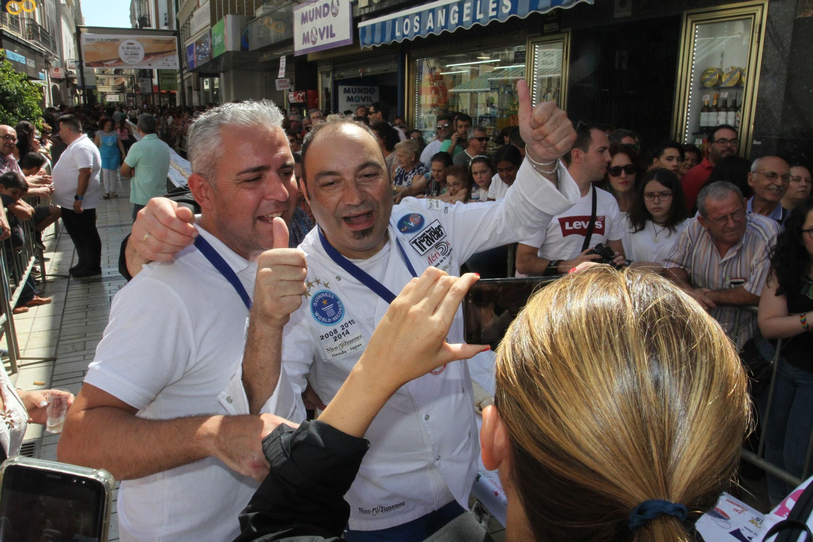 Record Guinnes del bocadillo de jamón mas grande del mundo, en Huelva