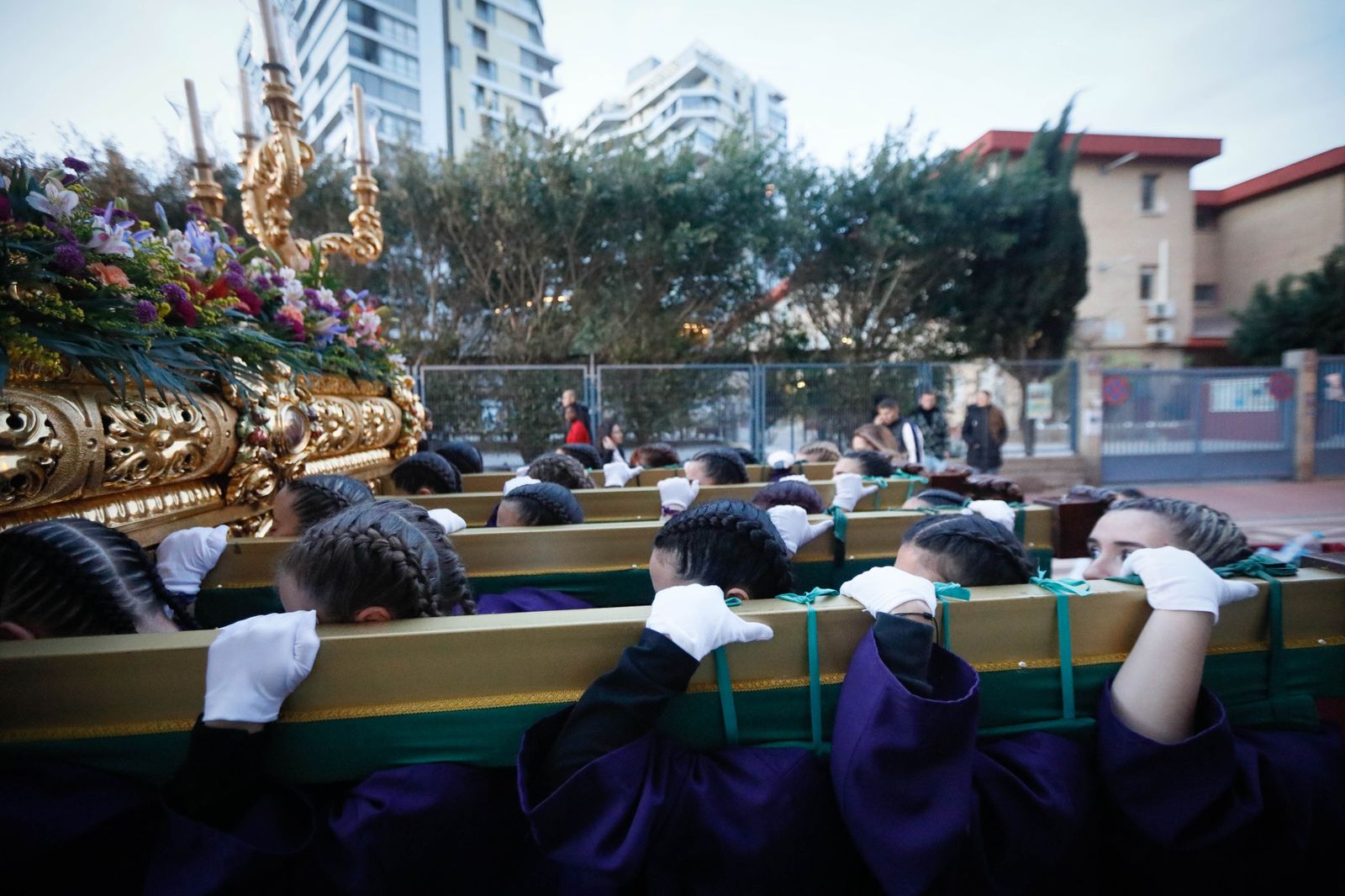 La procesión del Encuentro, en imágenes