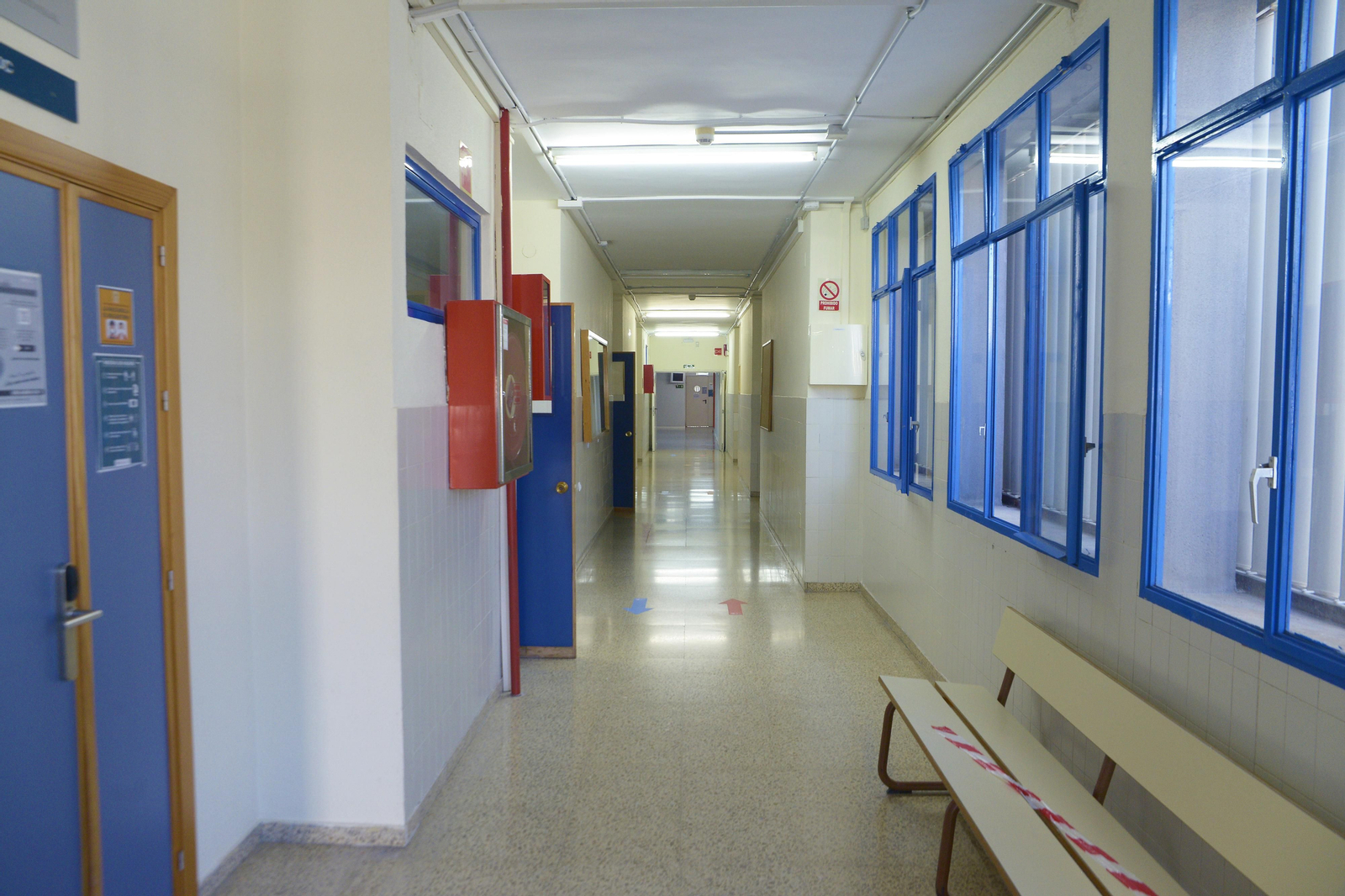 Fotos de las clases de la UCA con las restricciones de la Junta.