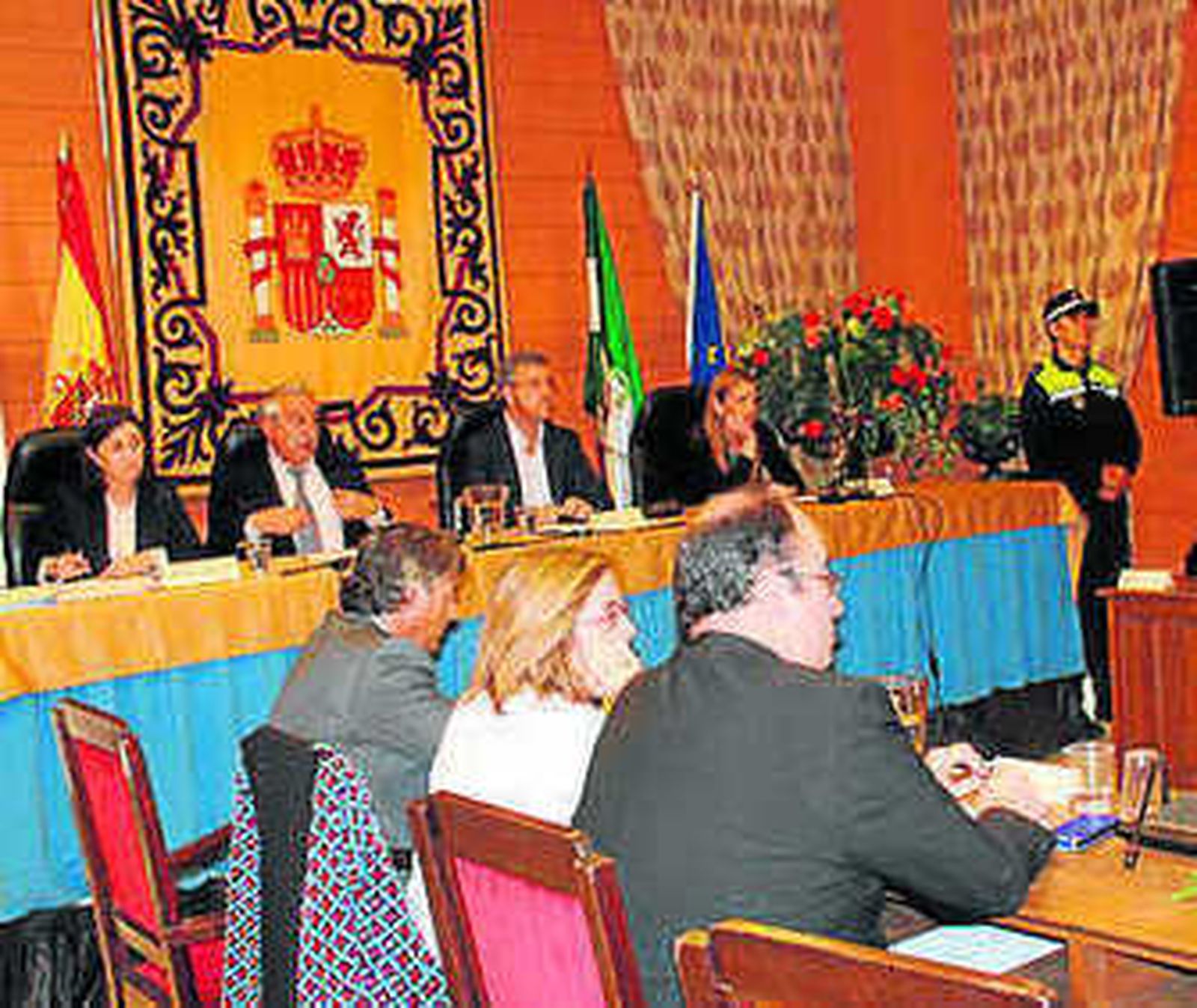 La Corporación, en el Pleno.