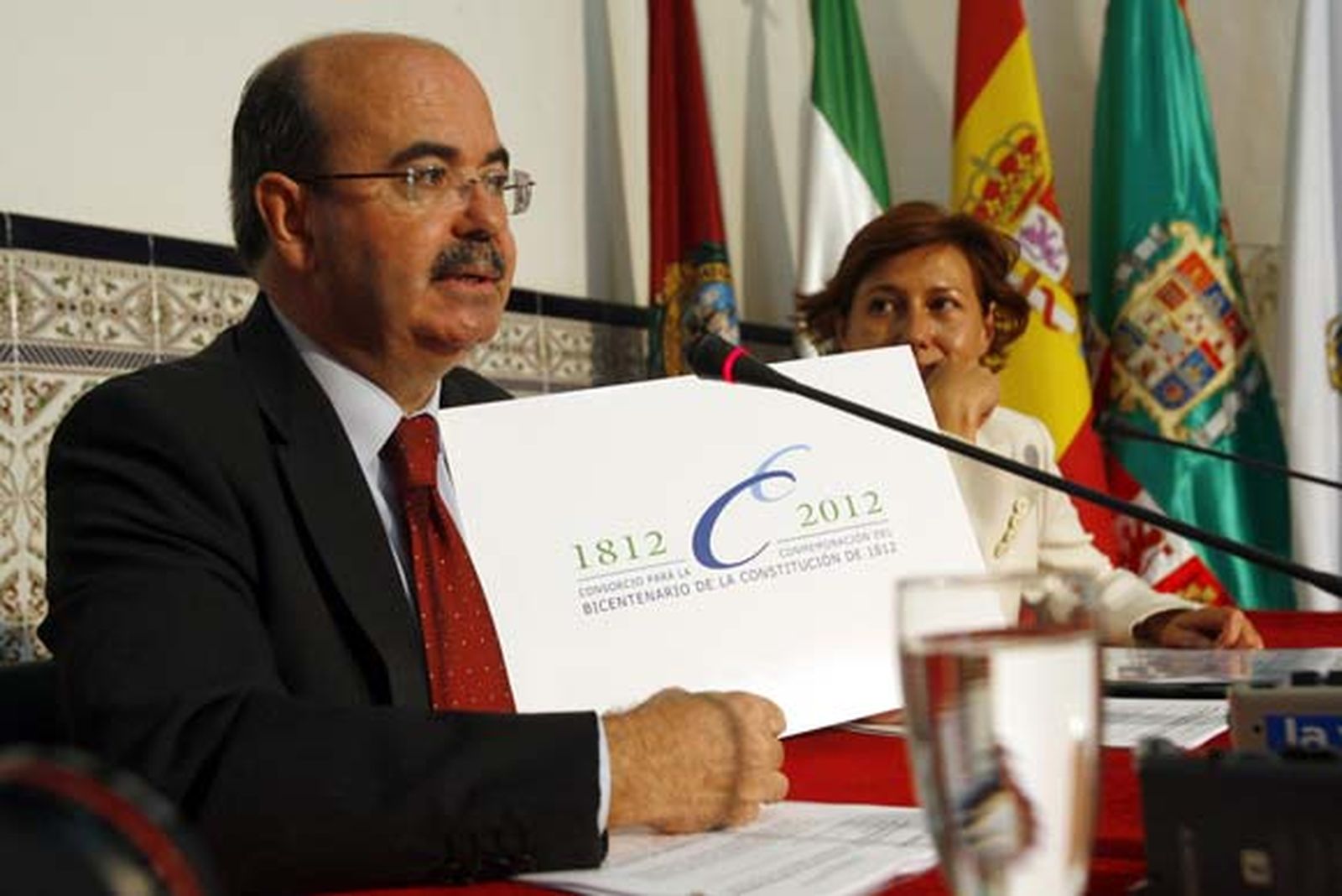 García Juárez dice que "toca esperar" sobre la sustitución de Zarrías en la presidencia del Consorcio