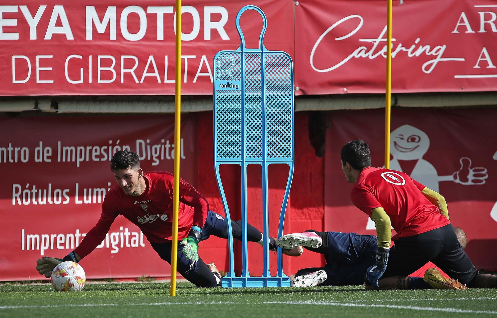 Fotos del entrenamiento del Algeciras CF previo al partido contra el Pontevedra