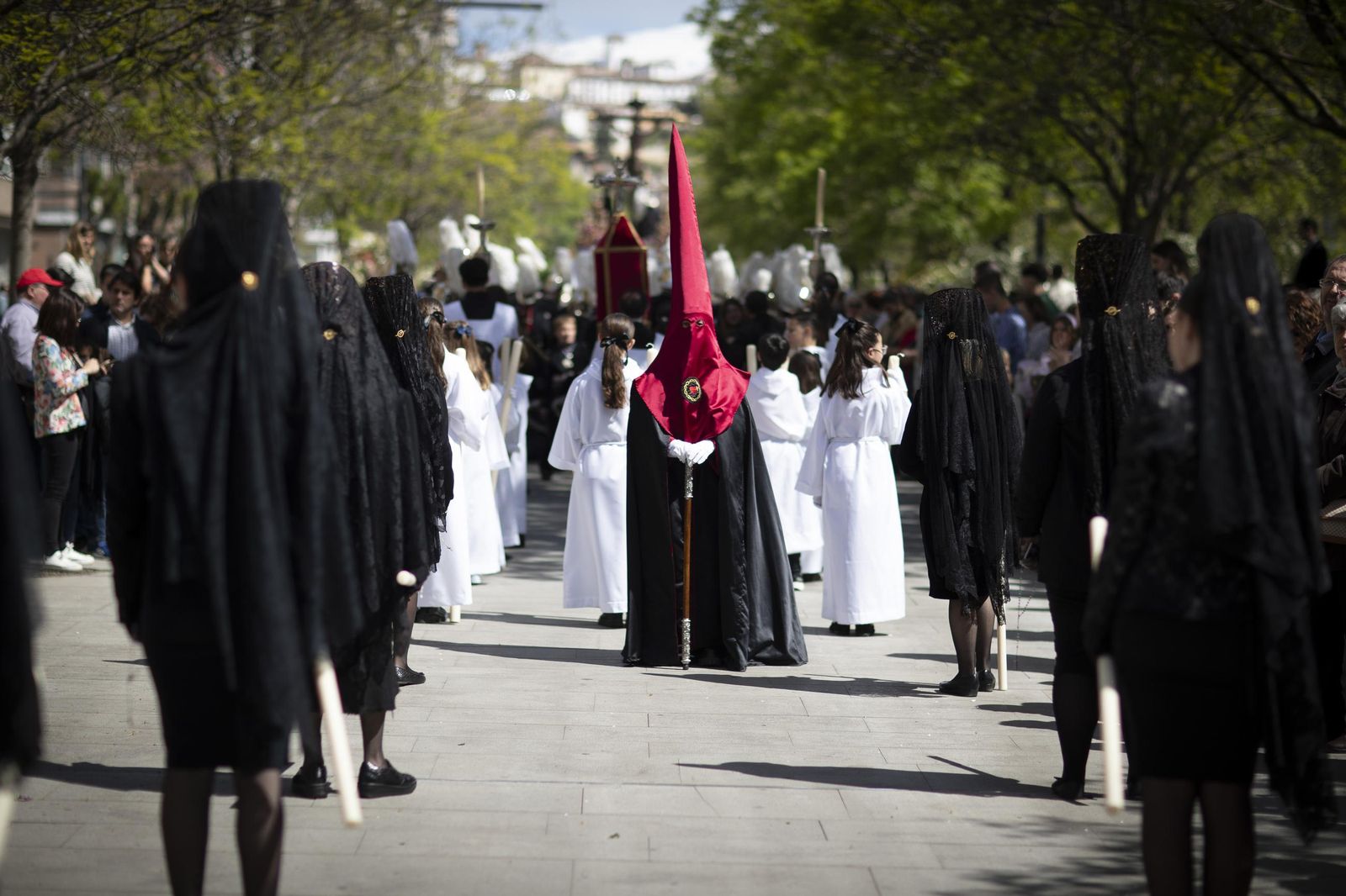 Así vivió Granada la salida de la Hermandad de los Ferroviarios 2025