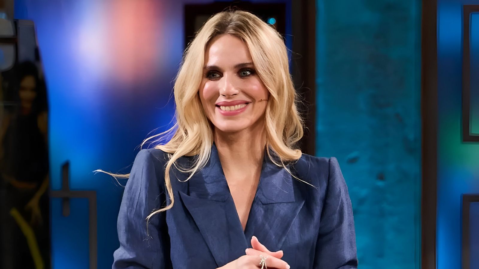 Vanesa Romero ha hablado de su nueva faceta como directora en el programa 'La Revuelta'.