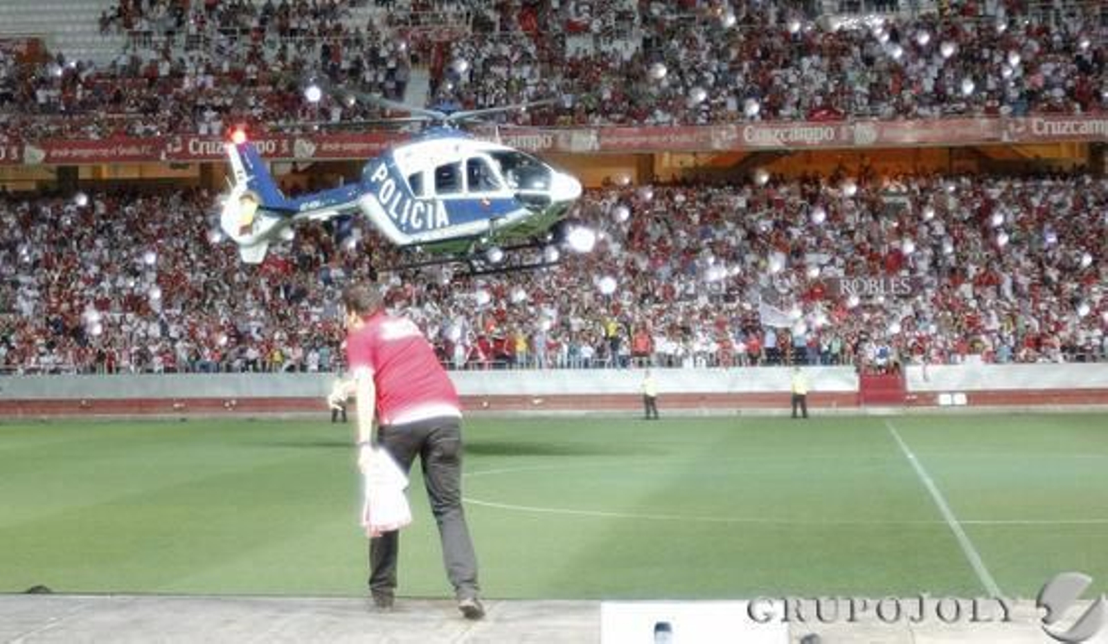 Las imágenes de la fiesta de la tercera UEFA del Sevilla