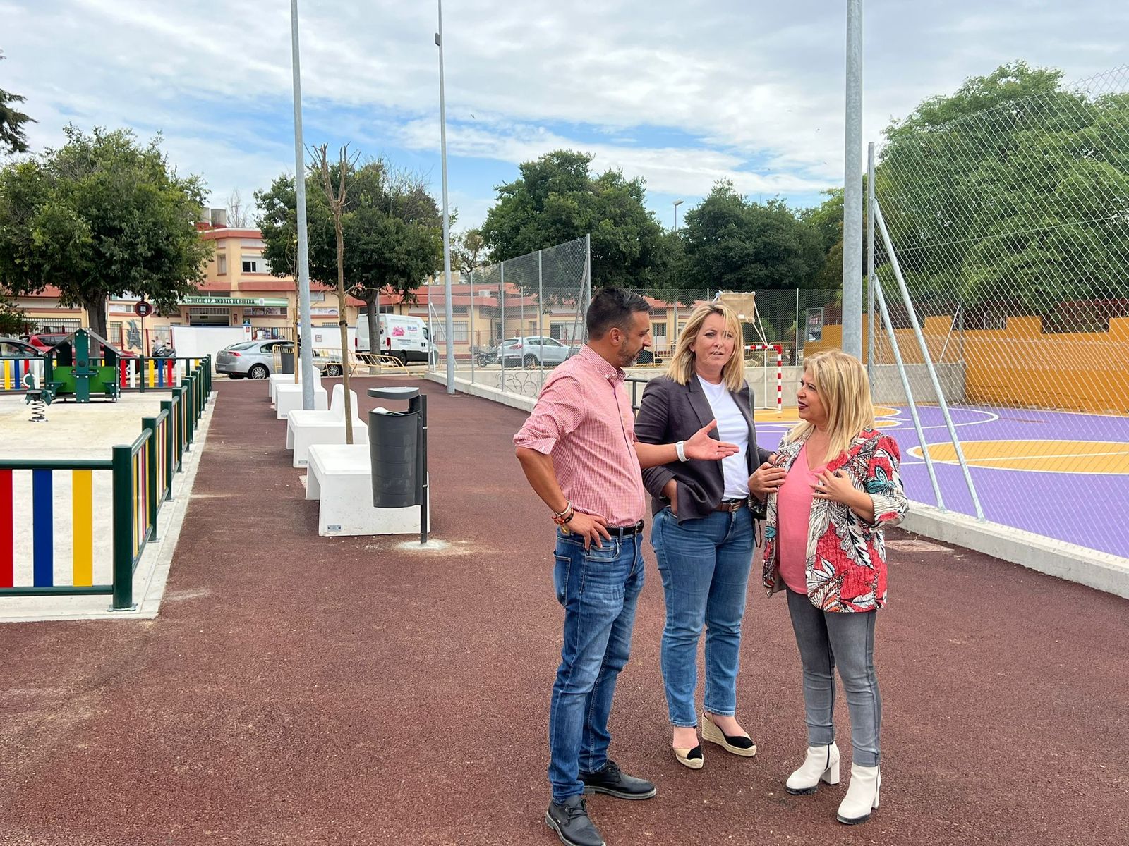 Mamen Sánchez y José Antonio Díaz visitan las obras de San Benito.