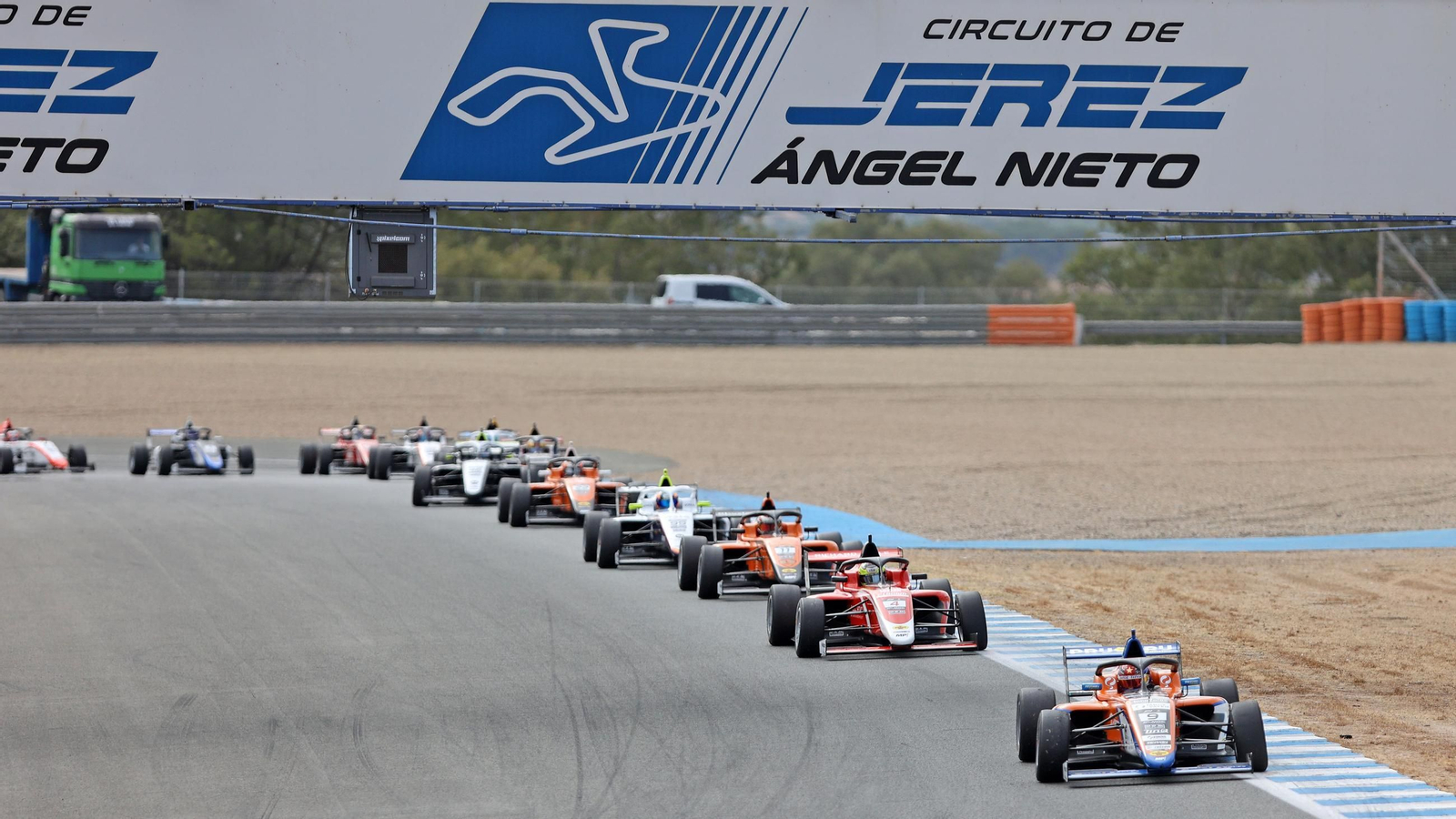 Imágenes del gran ambiente de fiesta en la Racing Weekend y el 40 aniversario del Circuito de Jerez