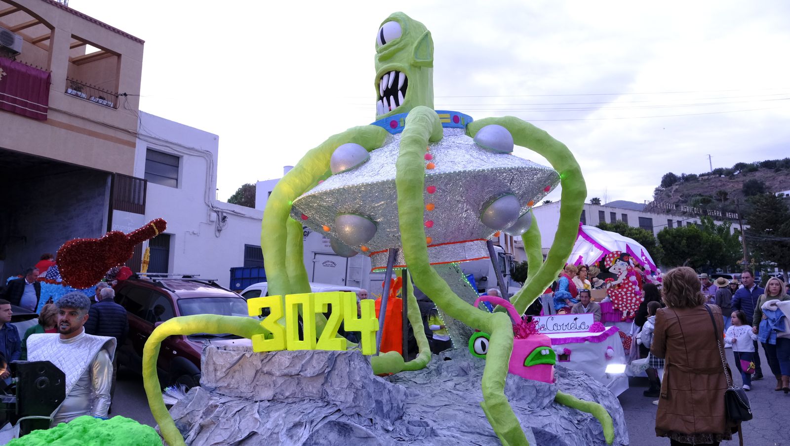 Las mejores imágenes de las carrozas de las fiestas de Canjáyar