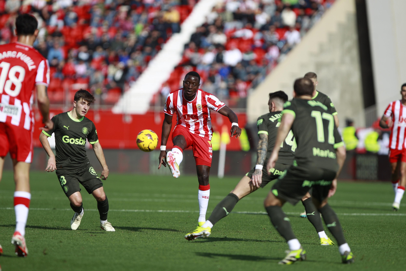 Las mejores imágenes del partido de fútbol U.D. Almería-Girona F.C.