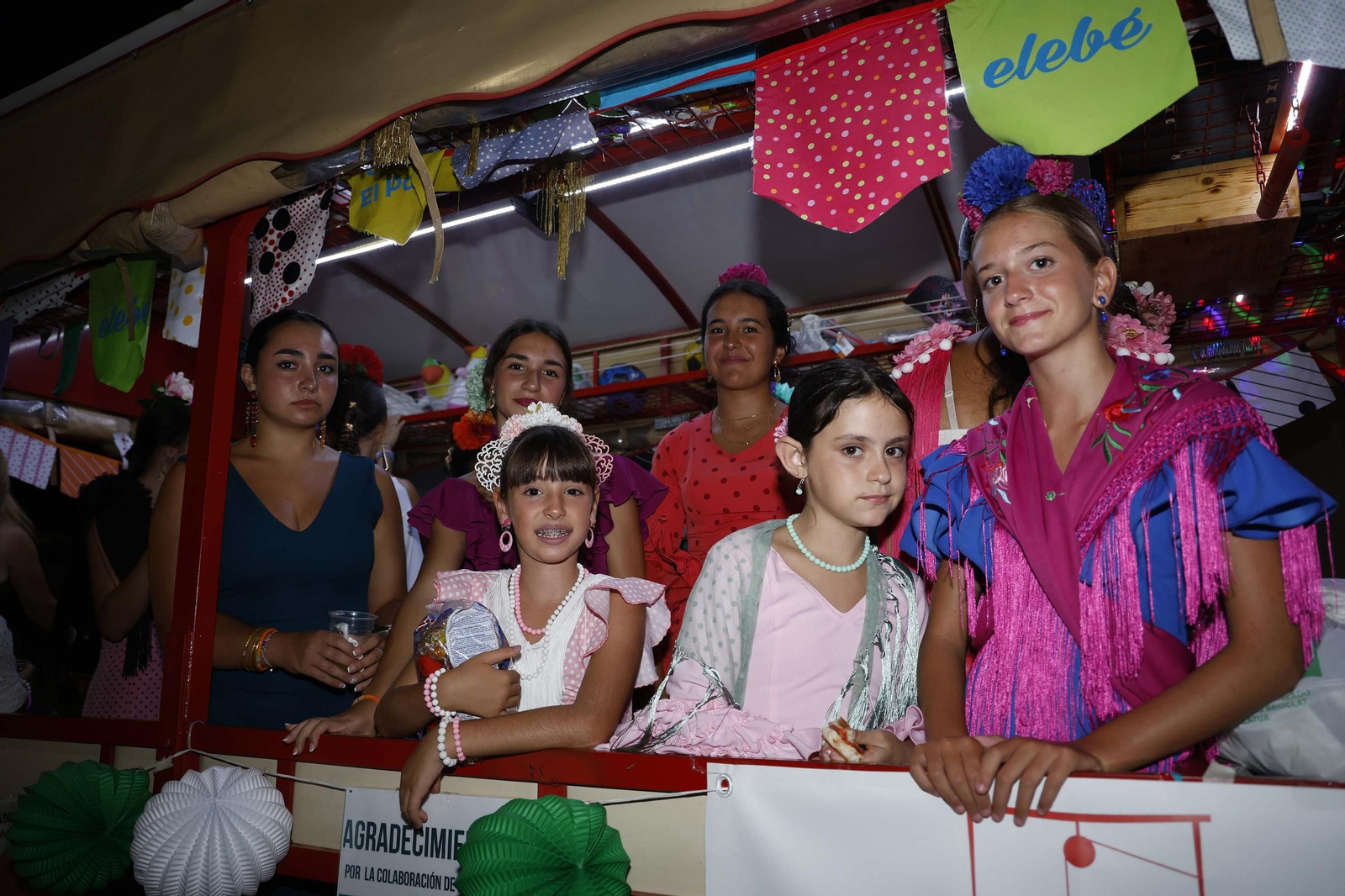 Búscate en las fotos de la cabalgata de la Feria Real de San Roque 2025