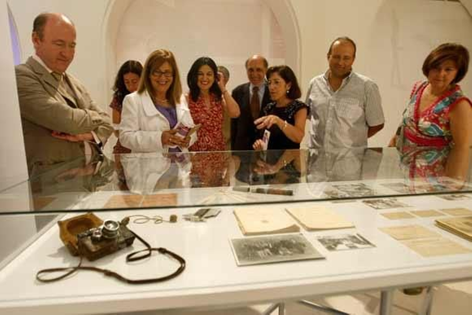 Más de doscientas piezas procedentes de los Museos de Cádiz y Huelva integran la exposición inaugurada en la pinacoteca provincial

Foto: José Braza