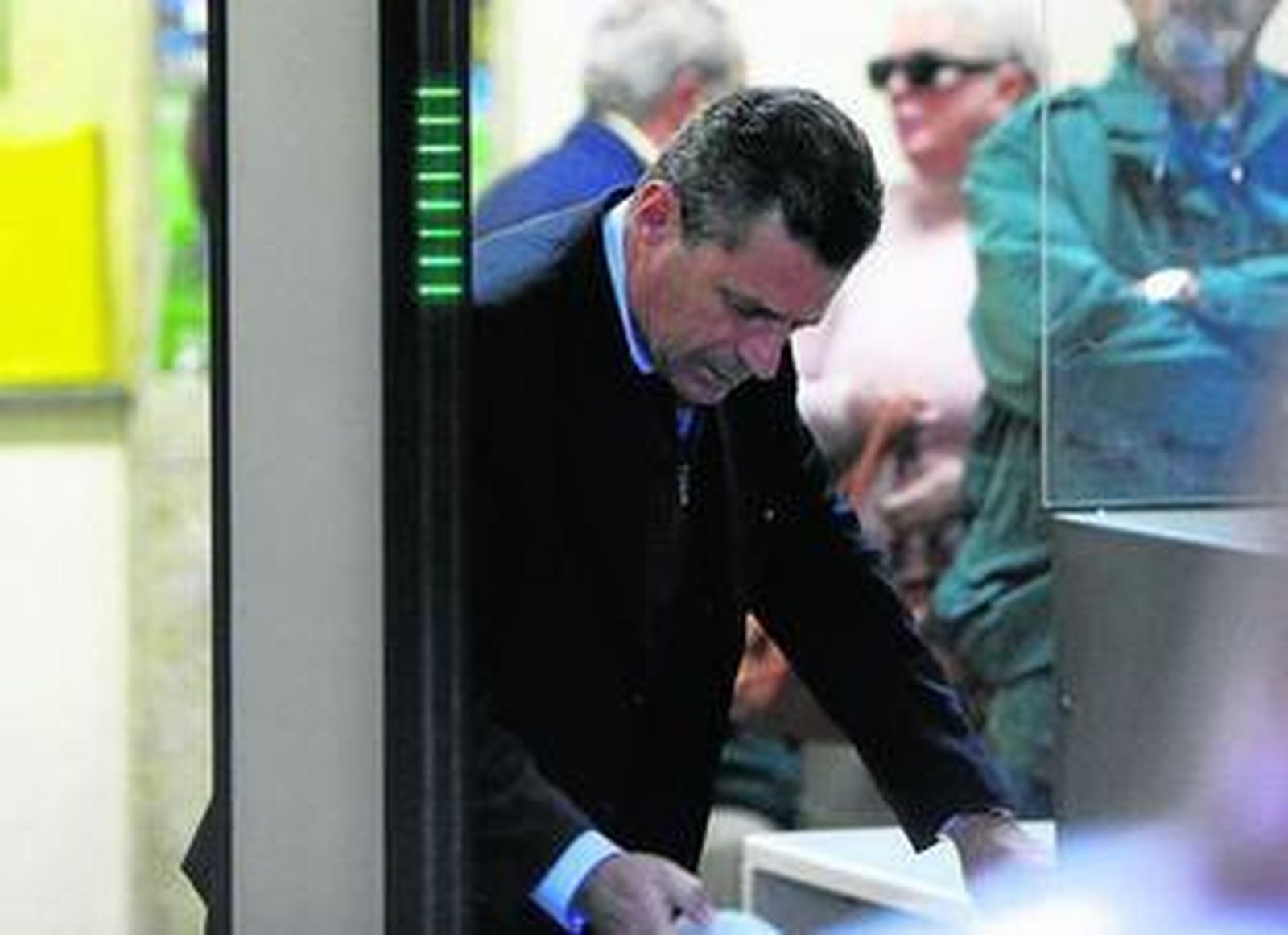 El interventor de la Junta de Andalucía en Huelva, Miguel Ángel García Bermúdez, ayer en el Juzgado.