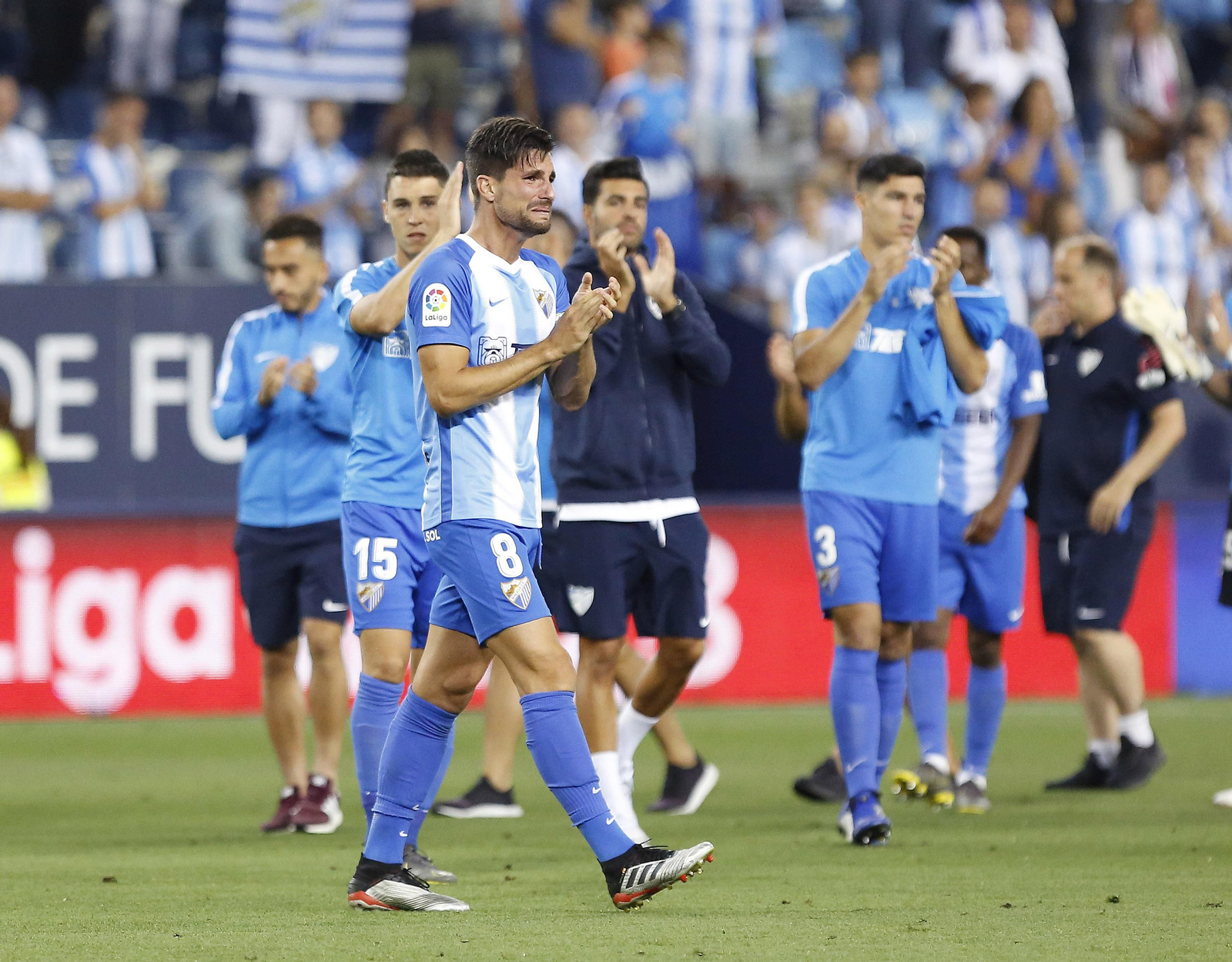 Adrián, afectado tras el final del partido.