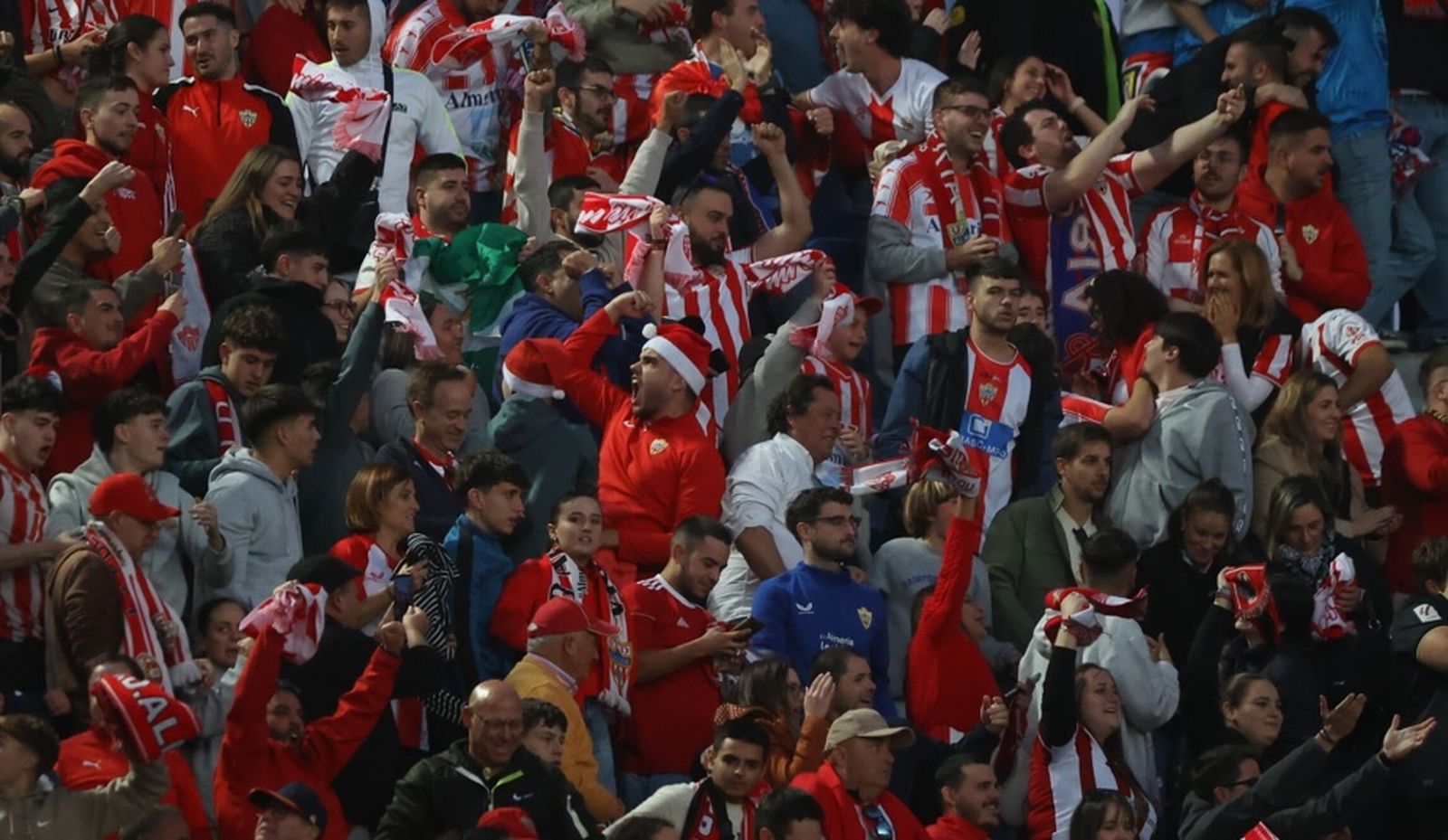 La afición indálica, que viajó en masa a Málaga, espera un buen envite ante el Mirandés