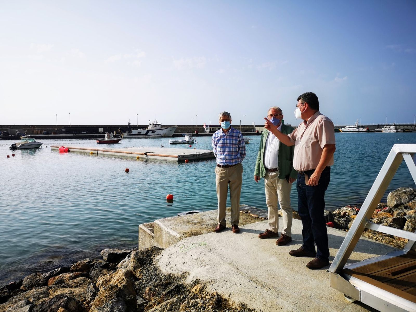 Jesús Caicedo, presidente de la Autoridad Portuaria, visita las obras