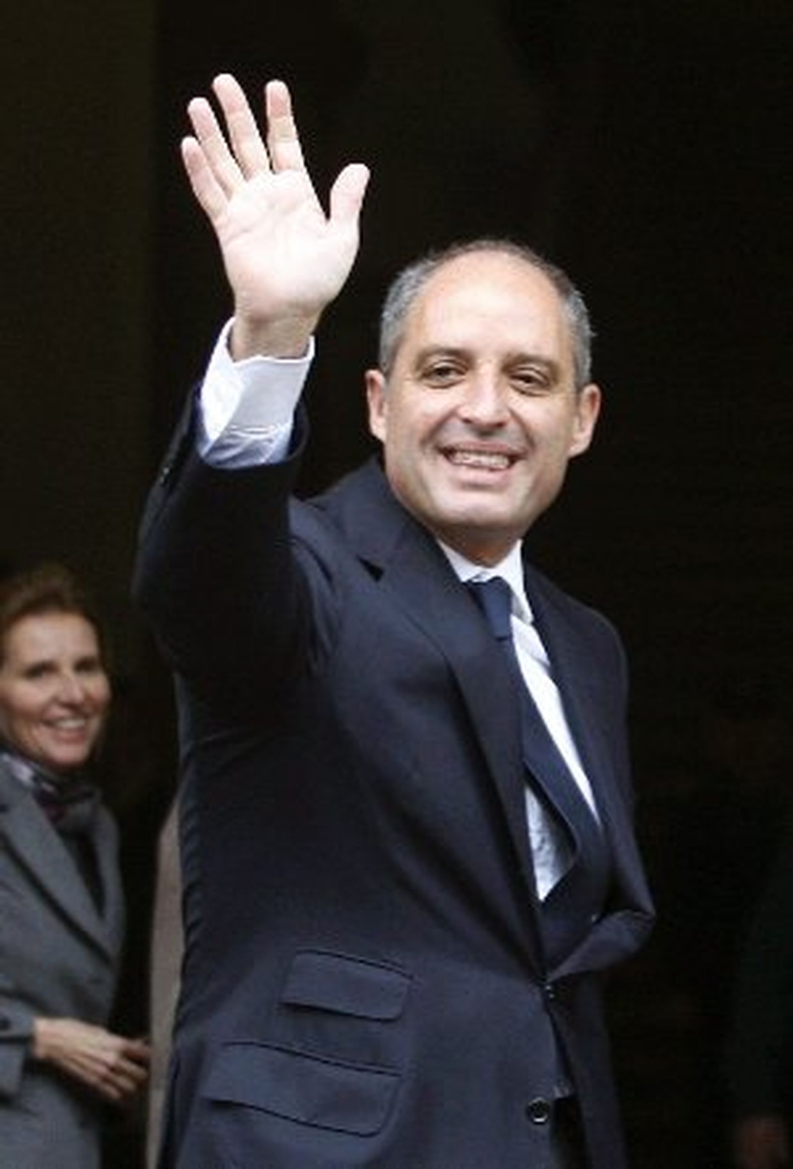 Francisco Camps se sienta en el banquillo por el caso de los trajes regalados