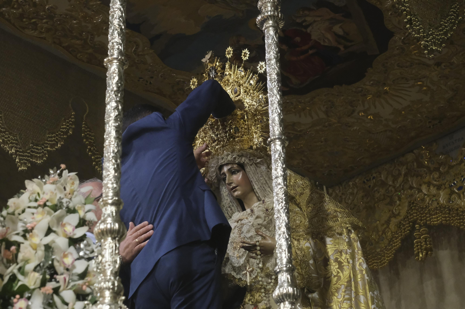 La nueva corona de la Virgen de la Alegría de Córdoba, en imágenes