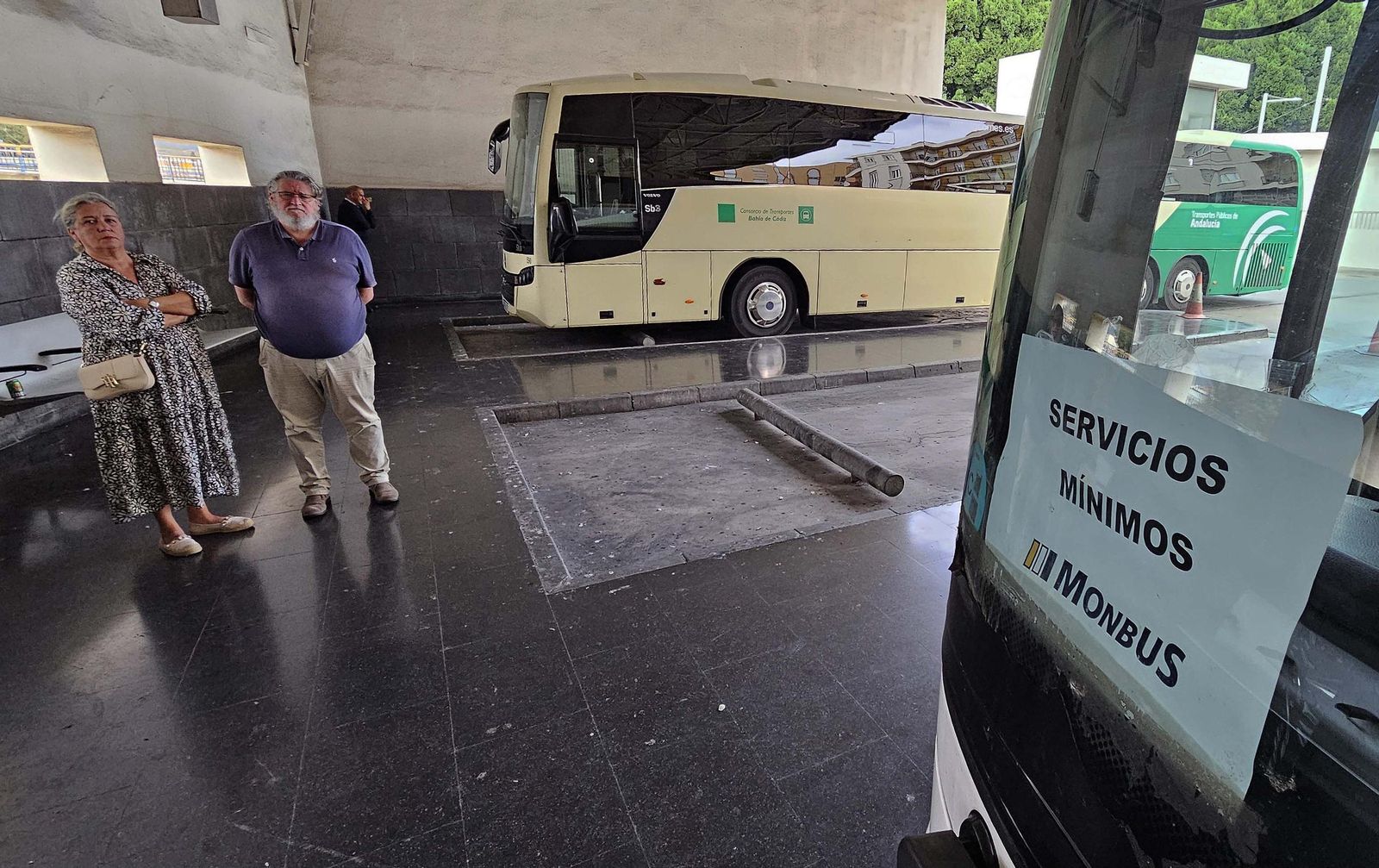 Fotos de la huelga de autobuses en Algeciras