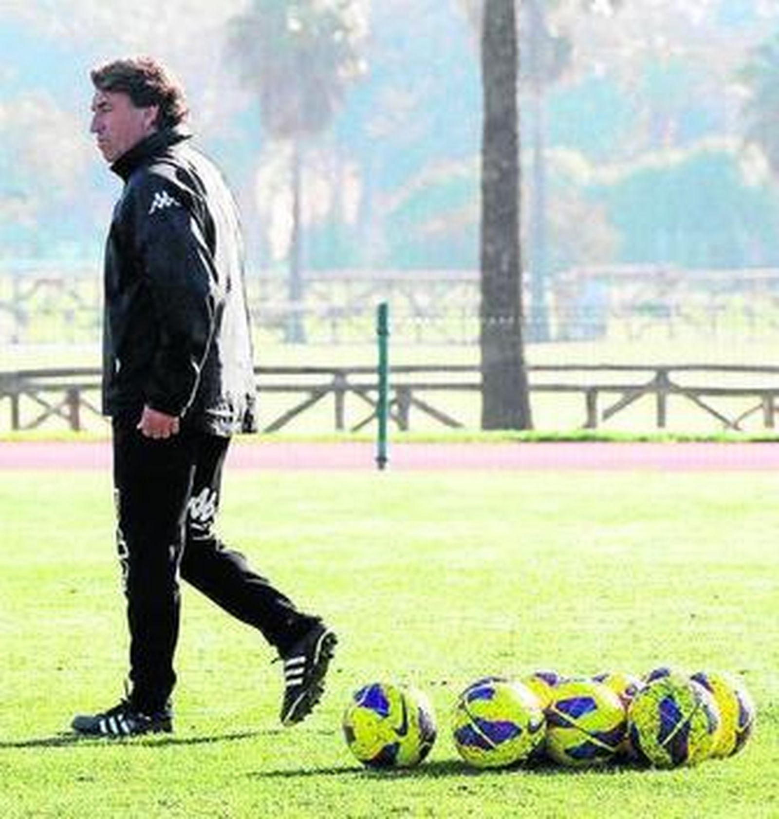 Esteban espera la remontada de su equipo ante el filial.