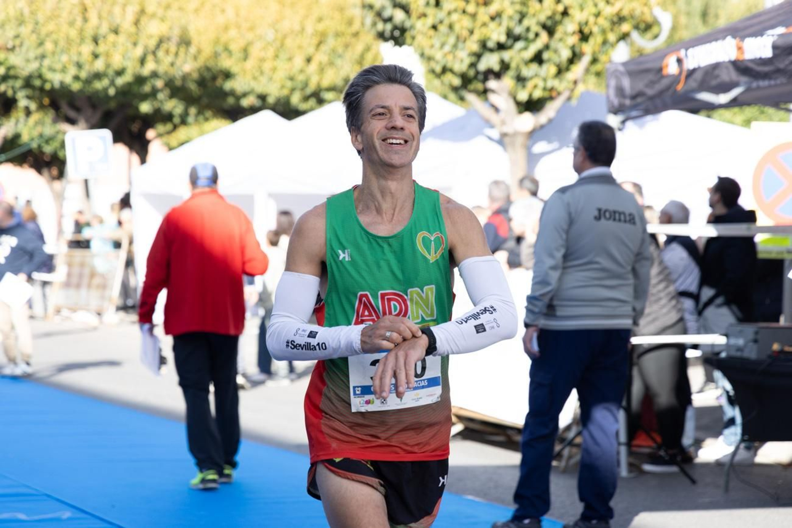En imágenes: multitudinaria e histórica XXIX Media Maratón 'Ciudad de Jaén' y 10k en memoria de Paco Manzaneda (2)