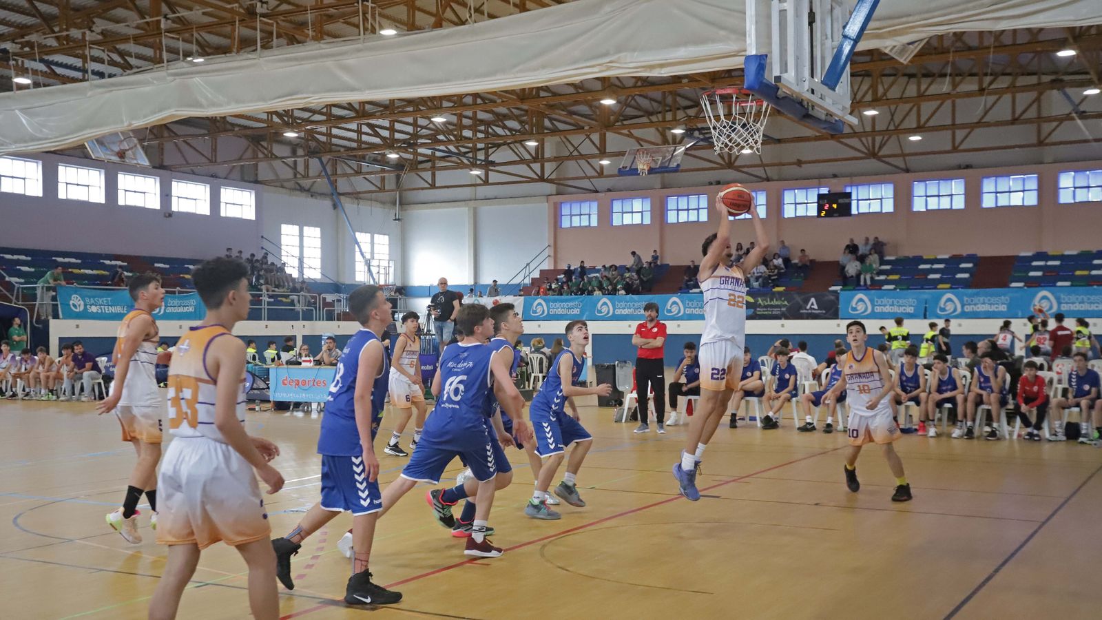 Tercera jornada del campeonato de Andalucía de Baloncesto infantil masculino en La Línea