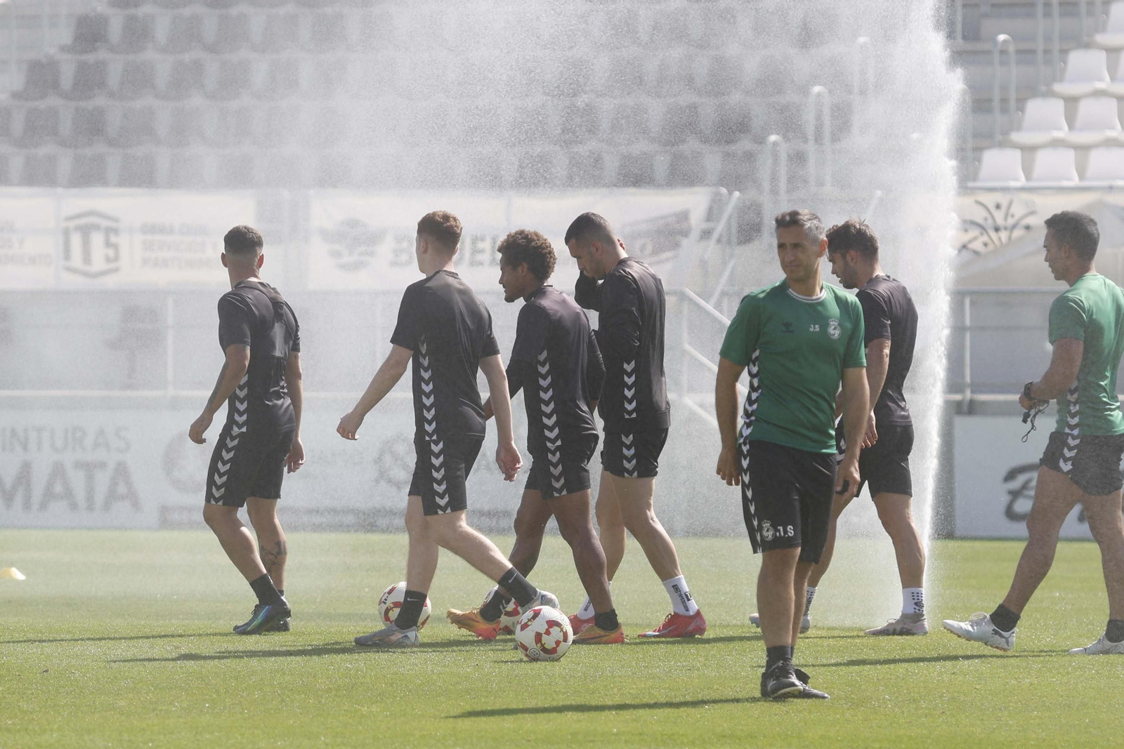Fotos del último entrenamiento de la Balona antes del decisivo partido ante el líder