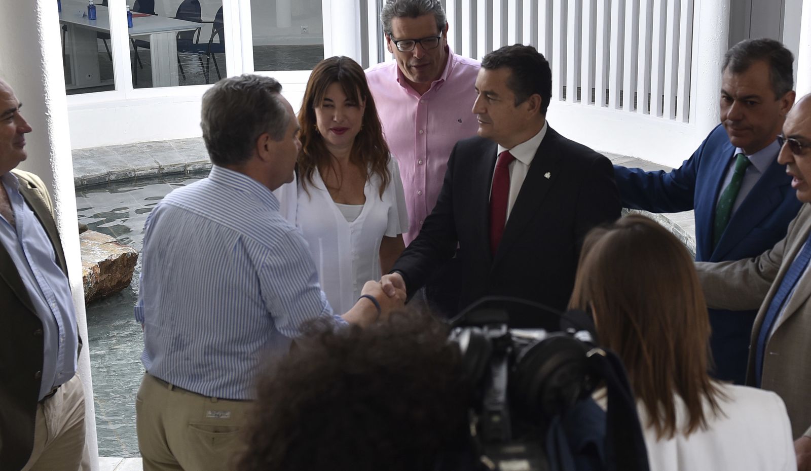 Inauguración del parque Olivar del Zaudín en Tomares, en imágenes