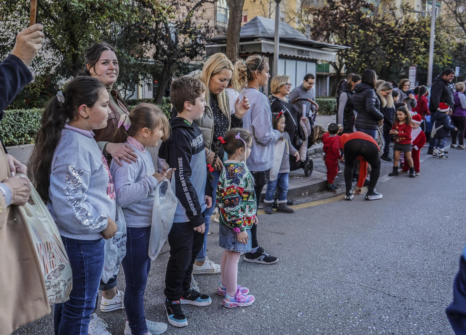 Así ha sido la cabalgata de Papá Noel en Granada