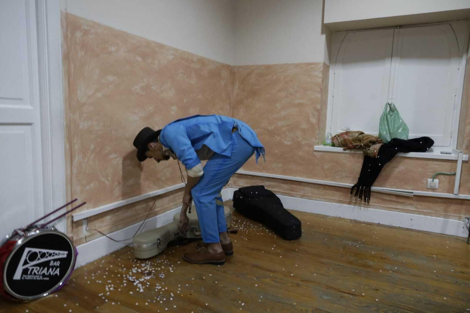 Comparsa 'El cantón independiente (que vivan las mujeres de Cai)'