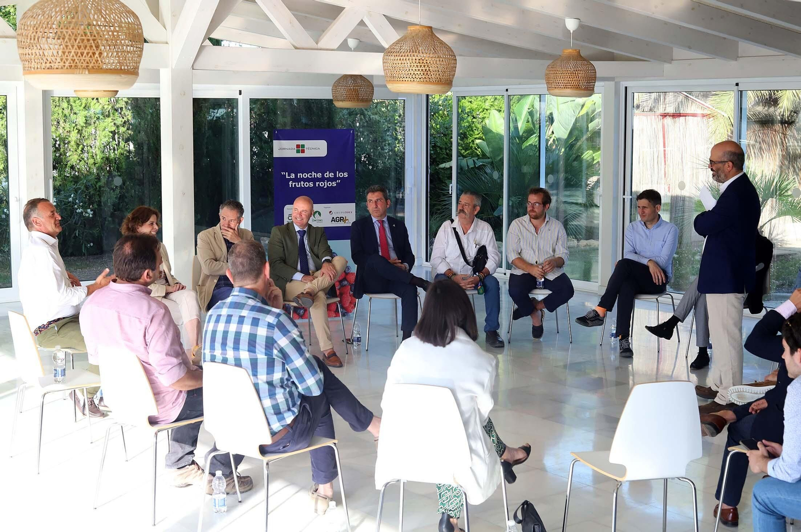 Imágenes de la Jornada "La noche de los frutos rojos"