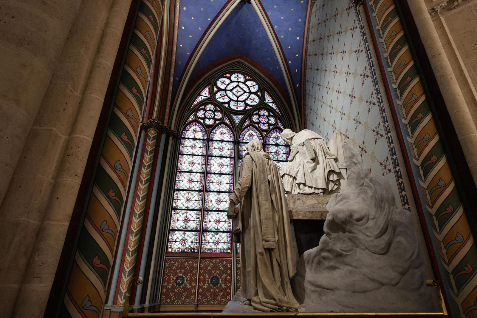 Así es el nuevo interior de Notre Dame tras la restauración Así es el nuevo interior de Notre Dame tras la restauración