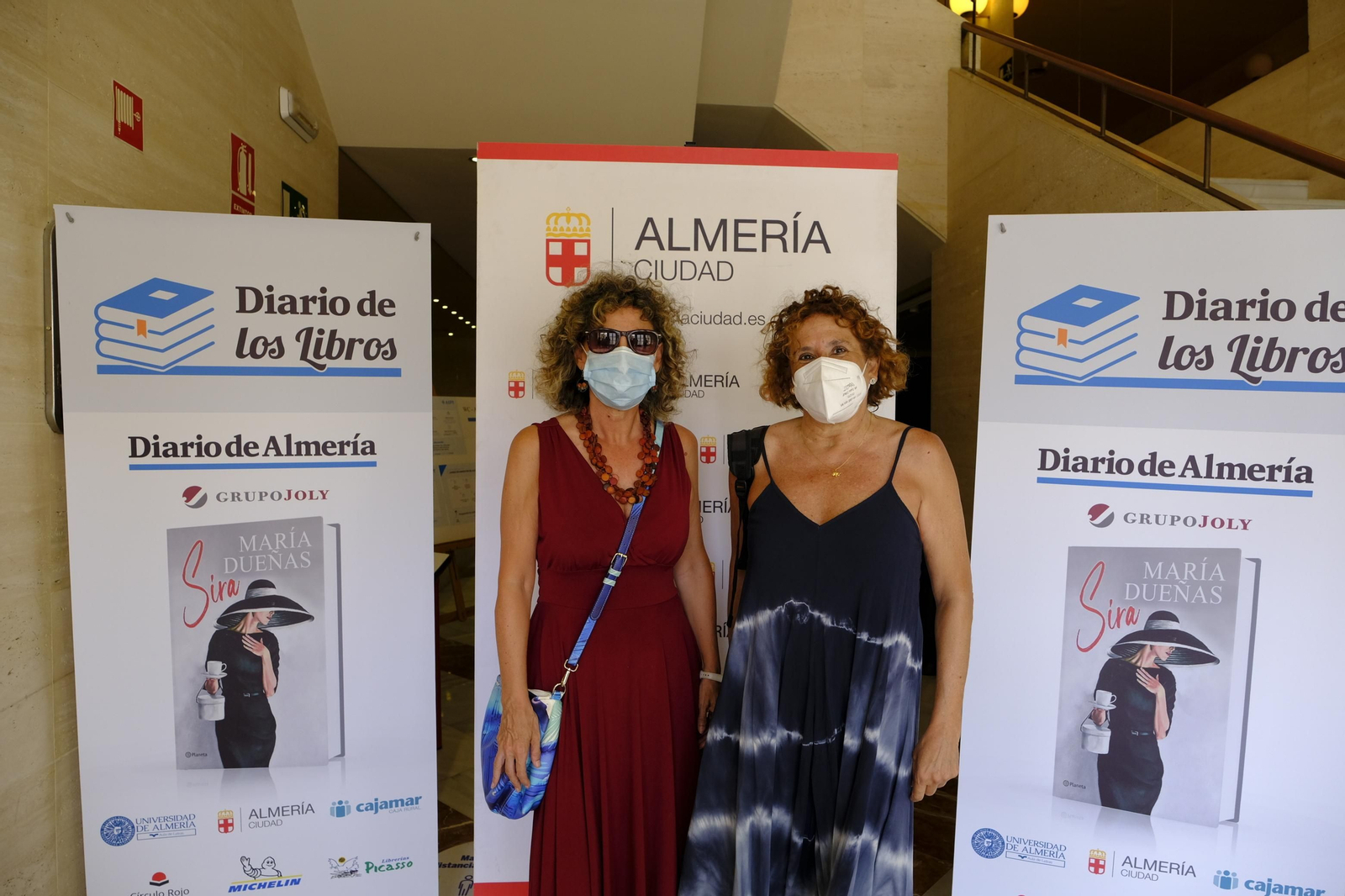 Fotogalería del Diario de los Libros, con María Dueñas. Almería