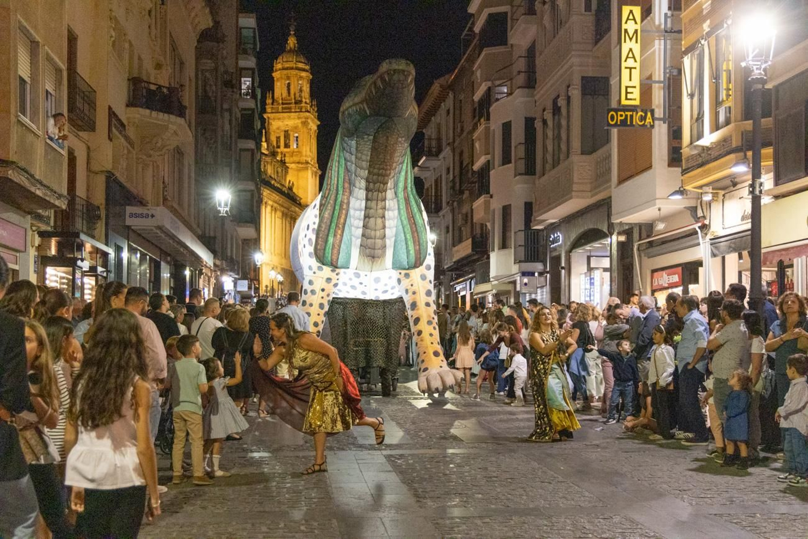 Pregón de David Uclés y cabalgata por la Feria de San Lucas