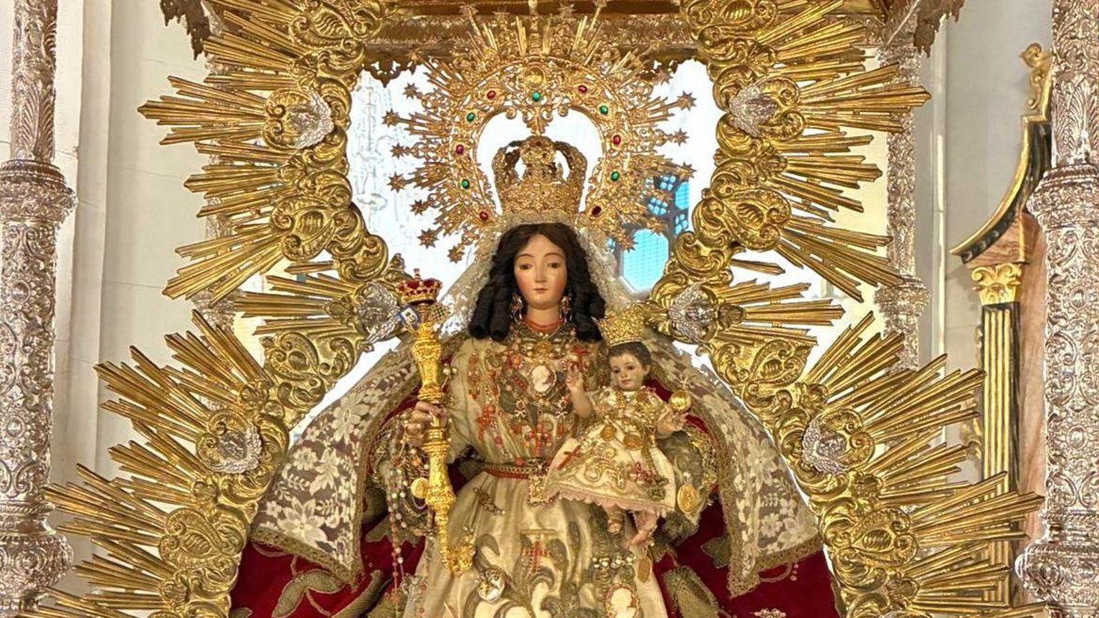 Nuestra Señora de Montemayor en la Parroquia Mayor de San Pedro