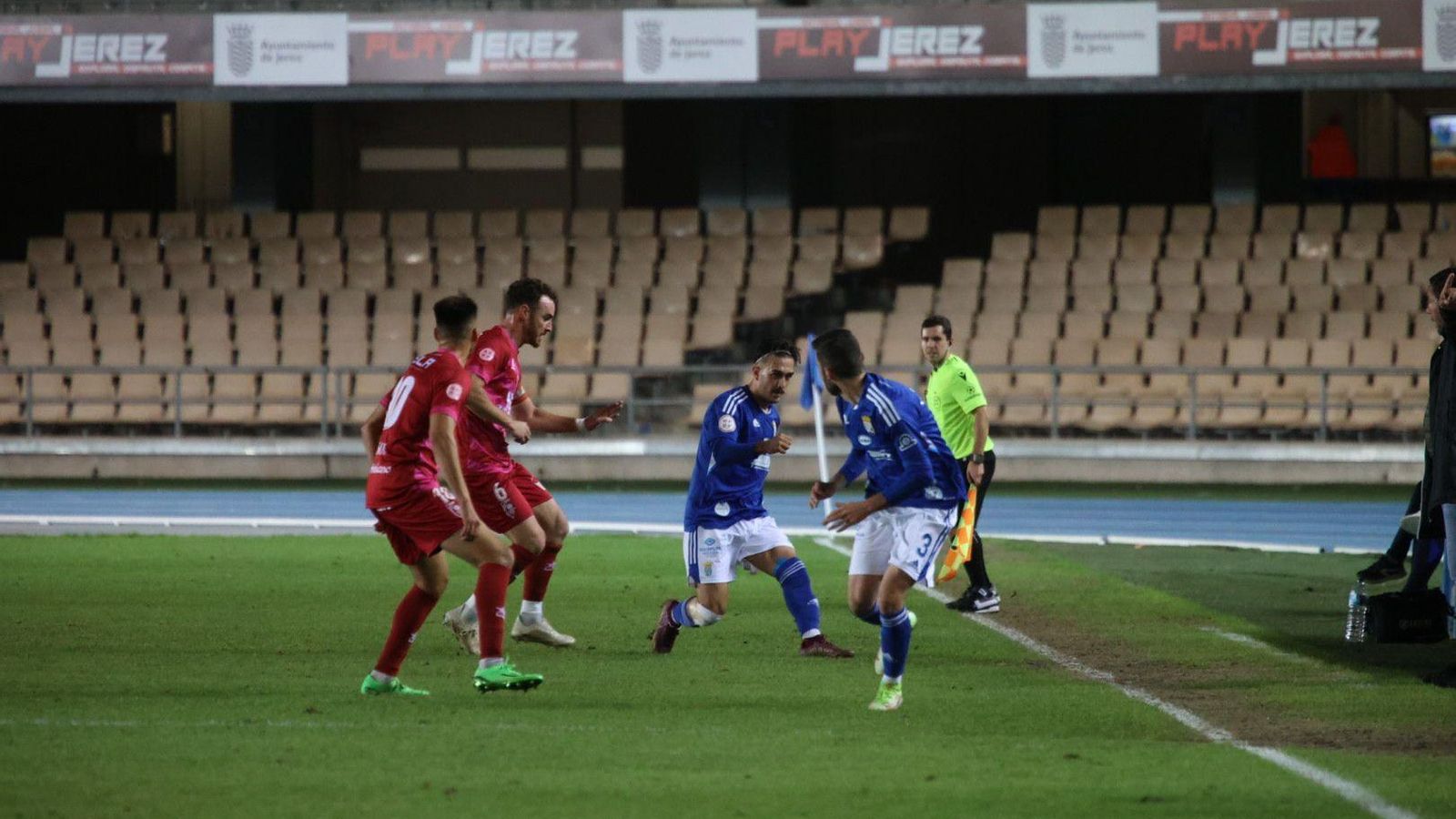 Joseliyo envía a Iván Gutiérrez, titular en el lateral izquierdo ante el Antoniano. Joseliyo envía a Iván Gutiérrez, titular en el lateral izquierdo ante el Antoniano.