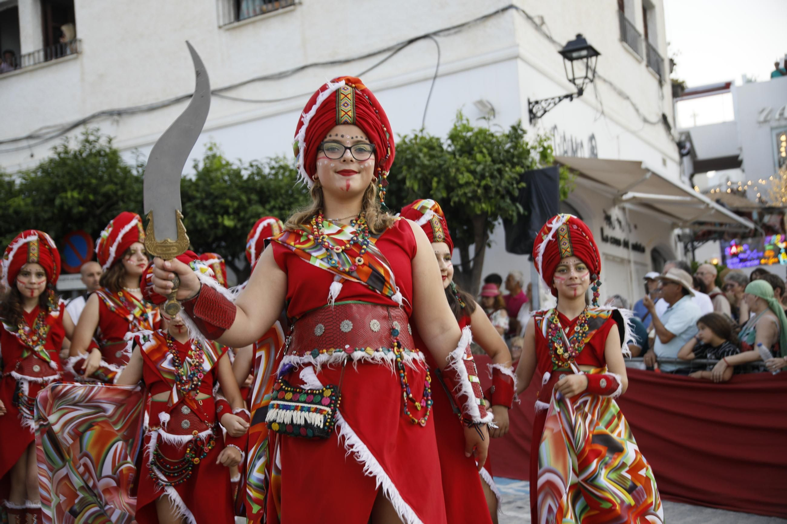 El gran desfile de Moros y Cristianos de Mojácar, en imágenes