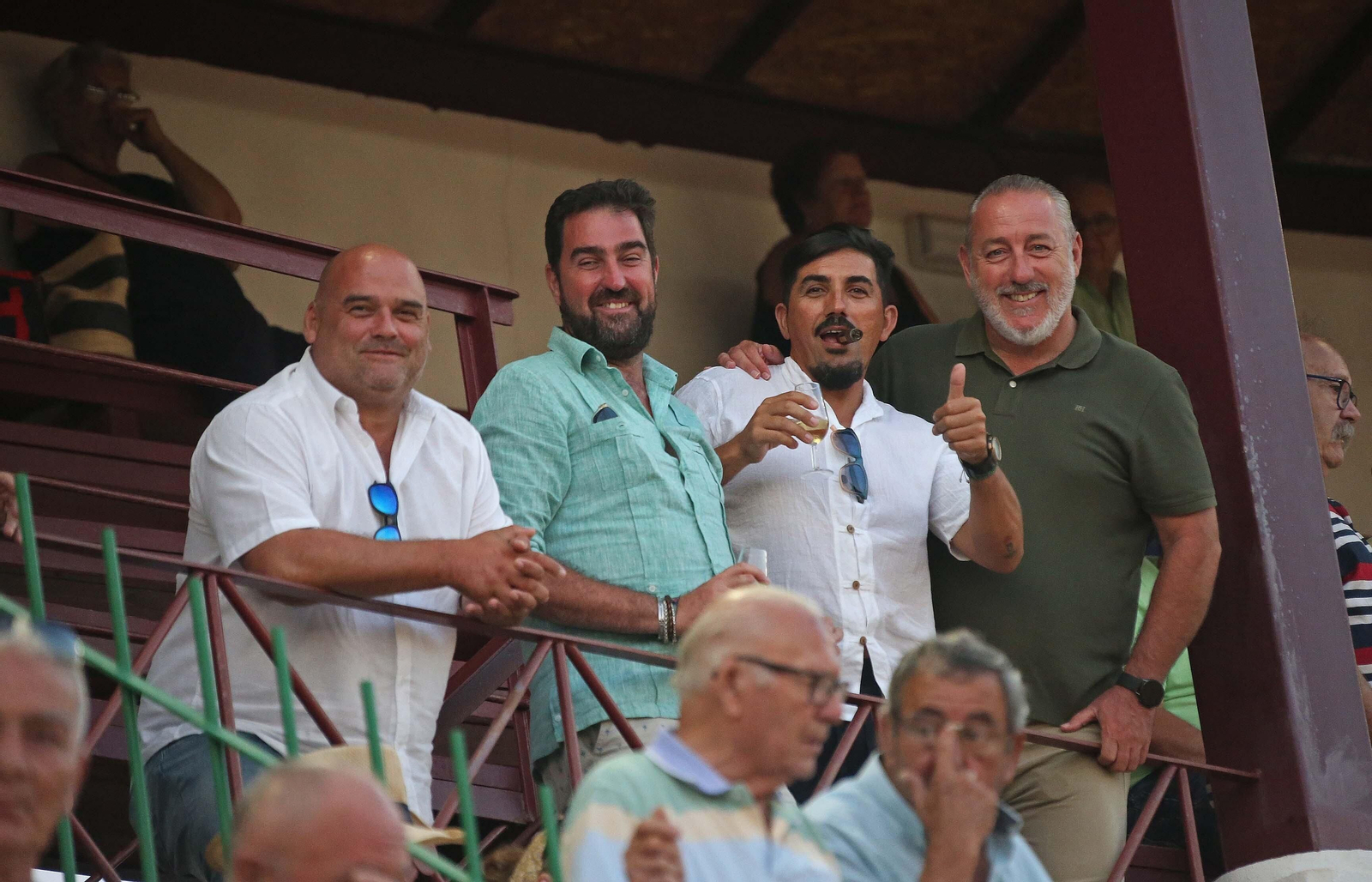 Búscate en la corrida del viernes de la Feria Taurina de La Línea 2023