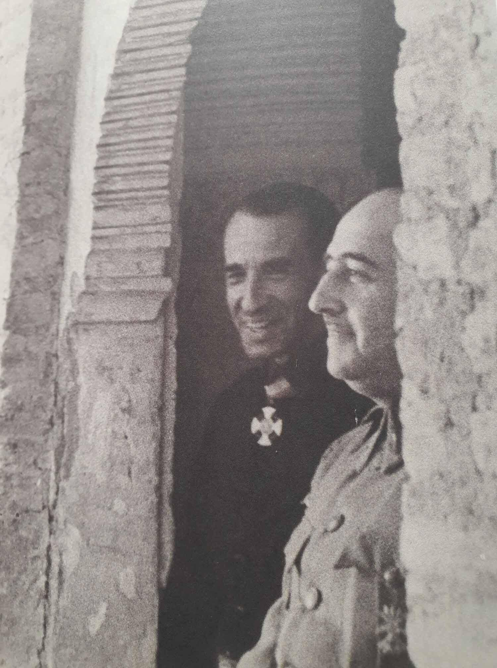 Franco y Gallego Burín en la Alhambra