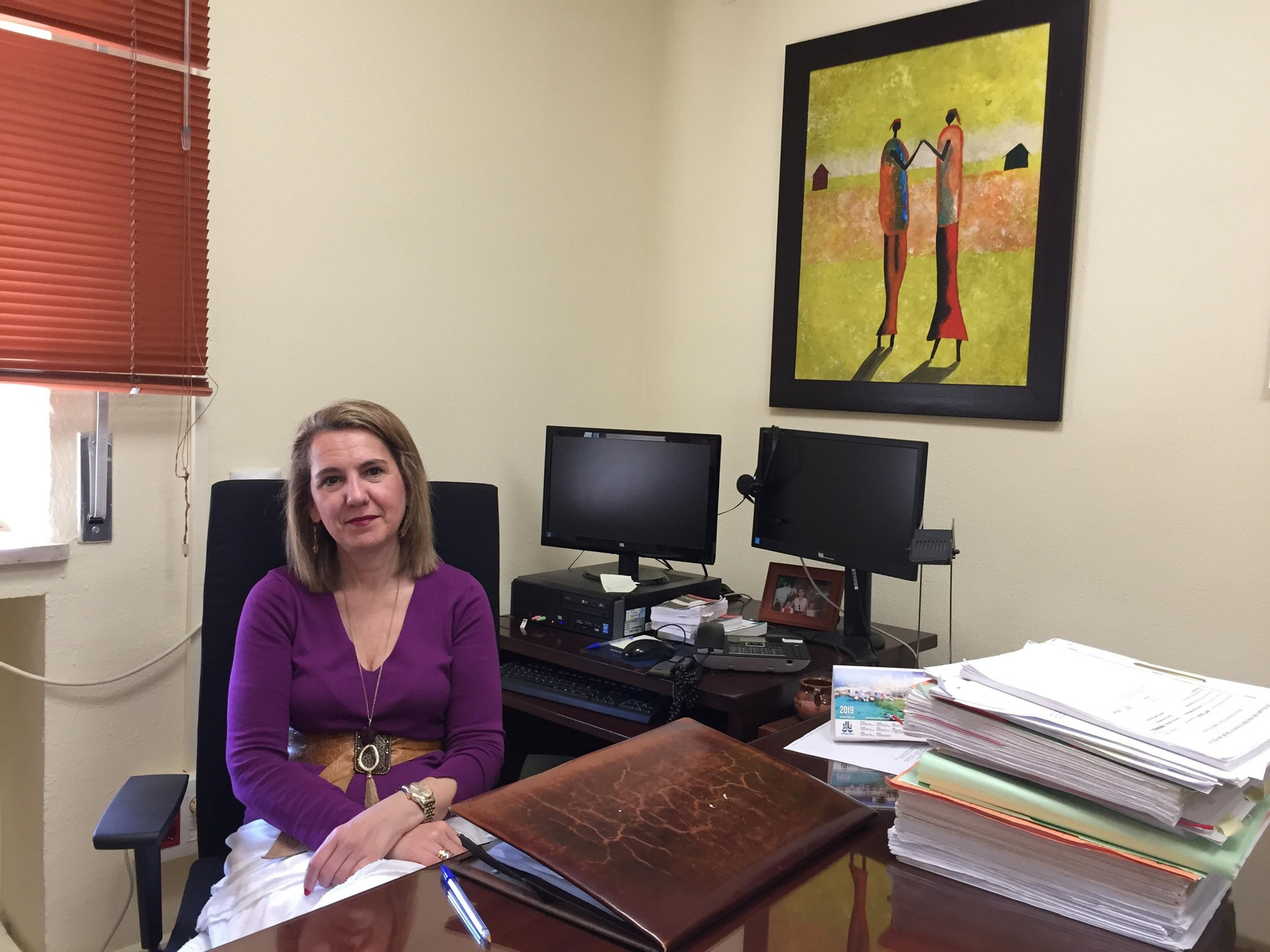 Natividad Plasencia, en su despacho de la Fiscalía de Sevilla