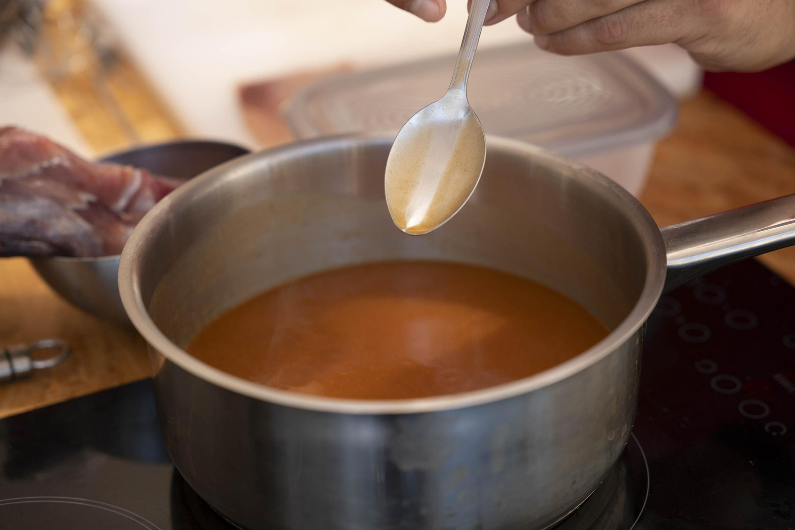Las imágenes de la charla y degustación de la gamba roja por Rafa Rodríguez