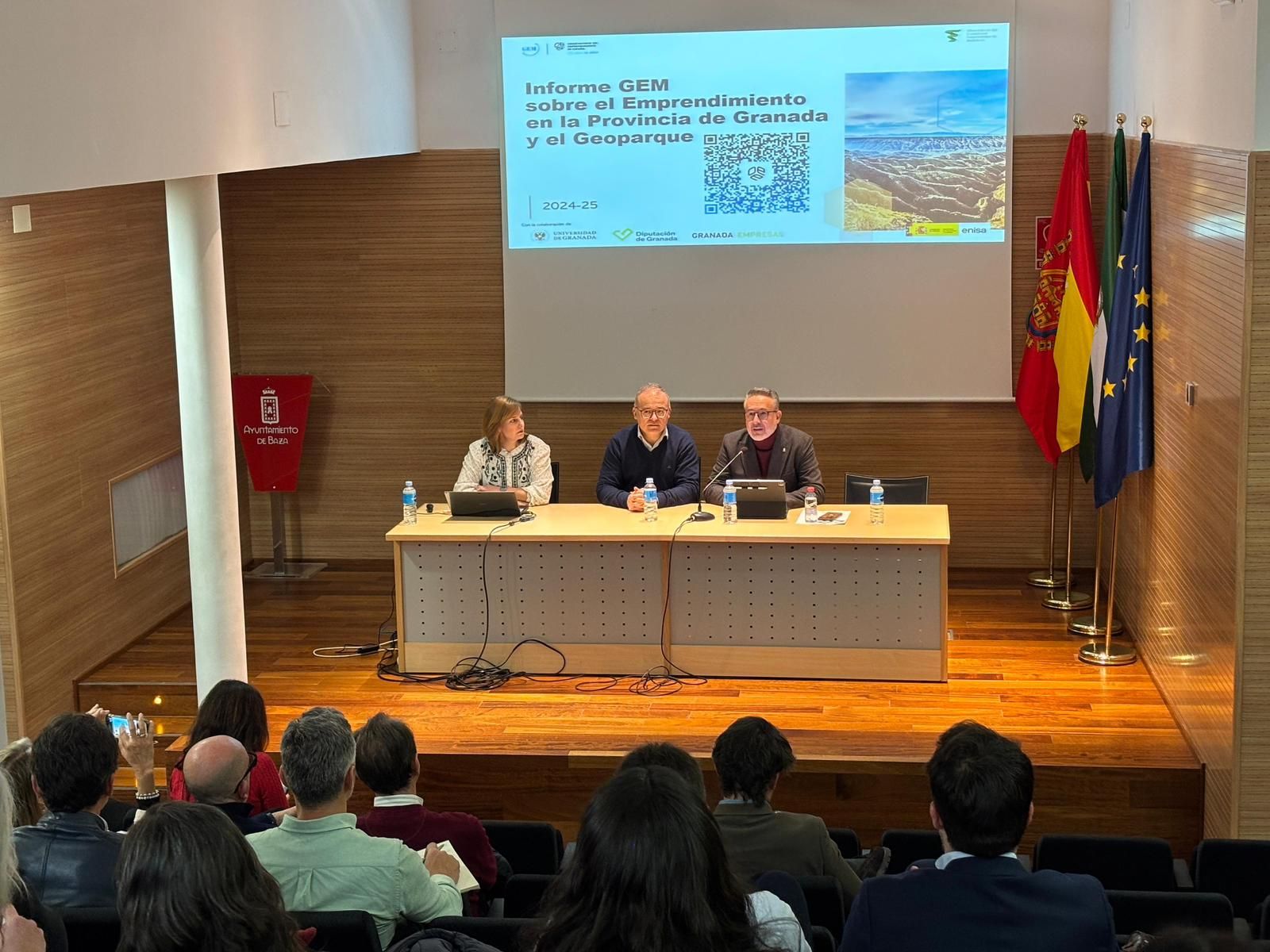 Presentación del informe en Baza.
