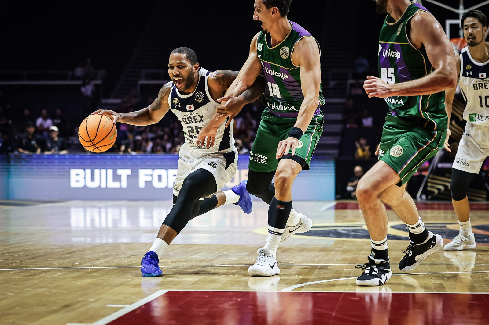 Las fotos del Utsunomiya Brex - Unicaja de la Copa Intercontinental